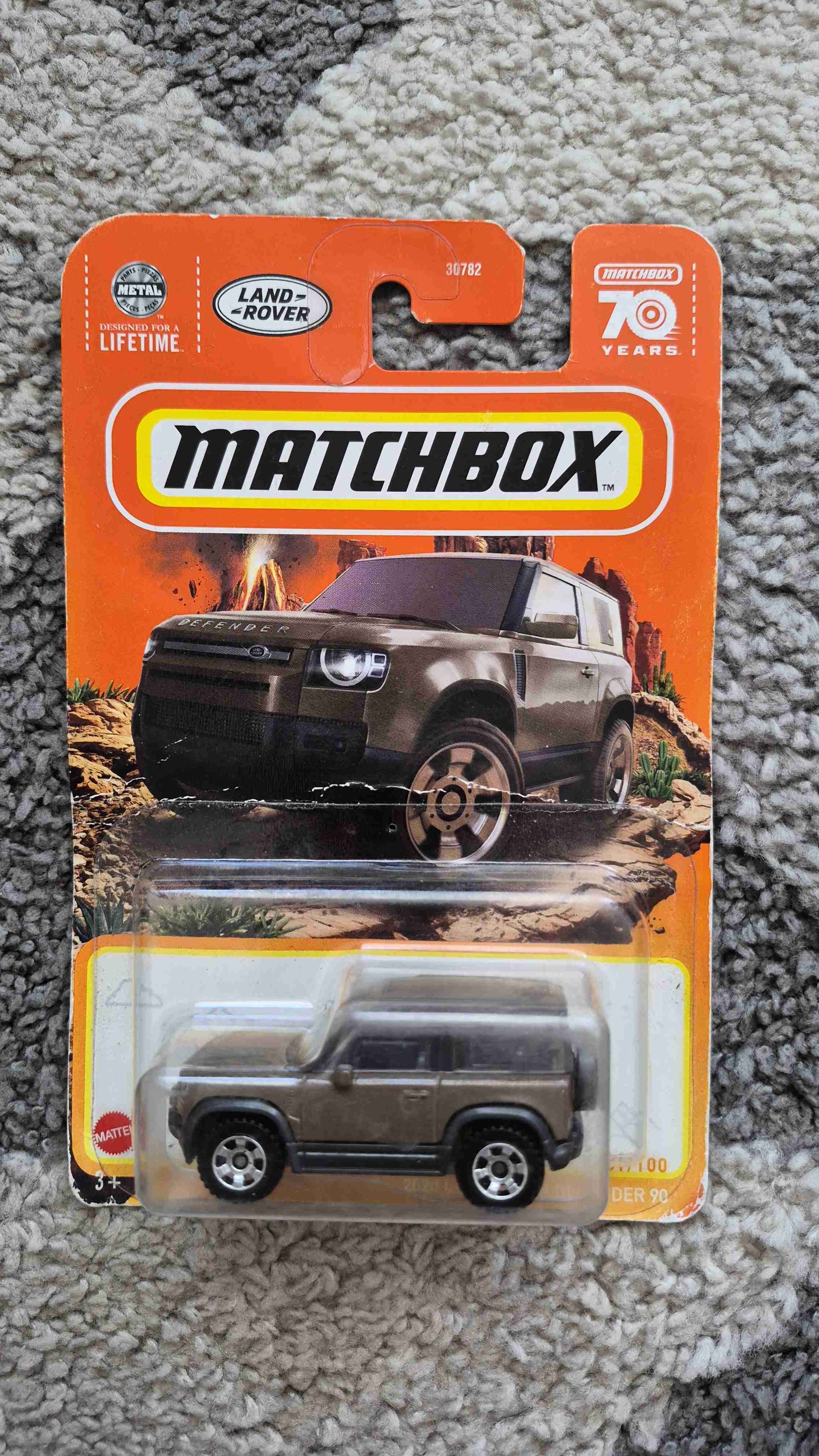 Auto de juguete Matchbox Defender