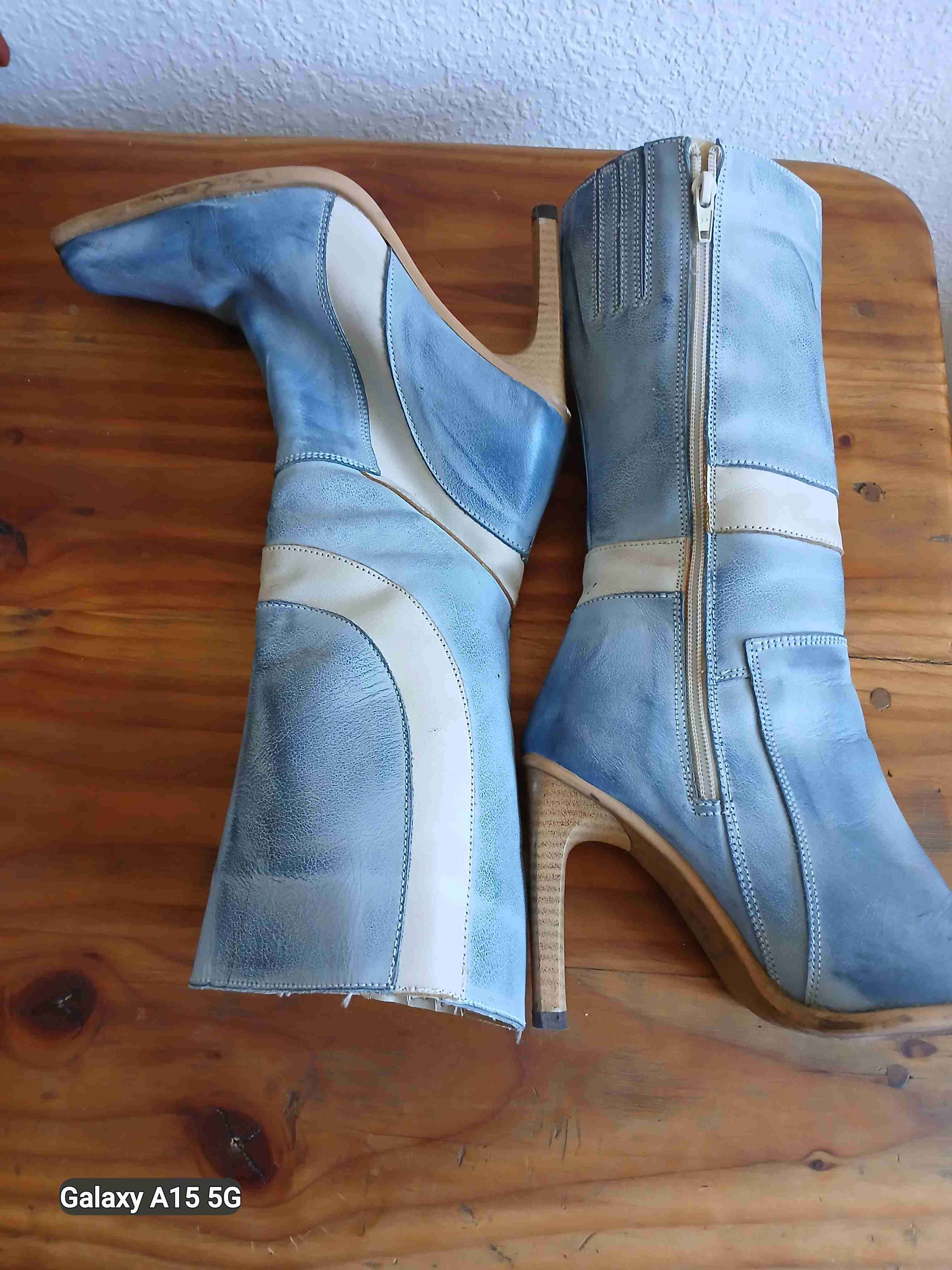 Botas de cuero azul con tacón - 3