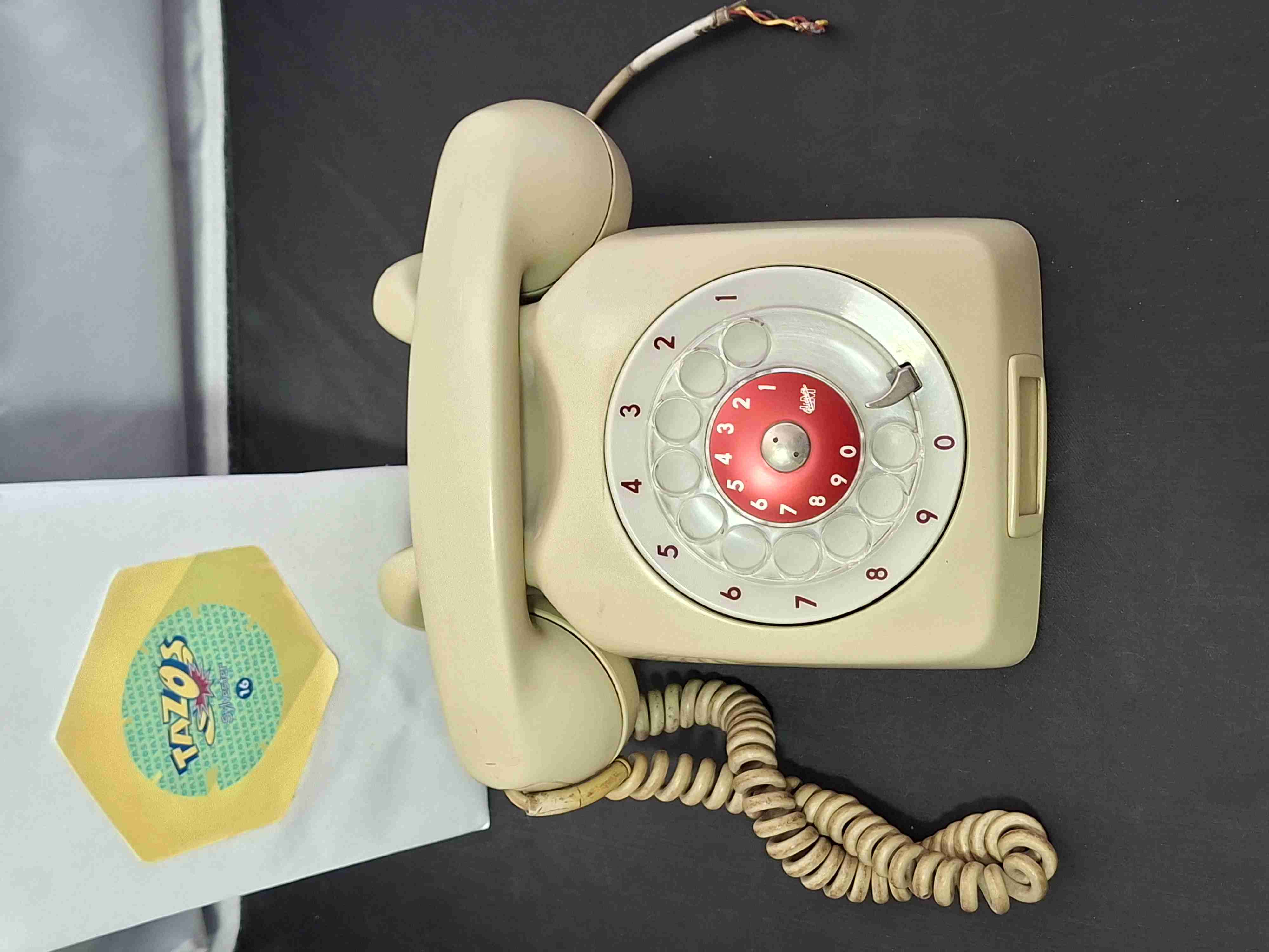 Teléfono de Disco marca Ericsson años 70-80 - miniatura 5