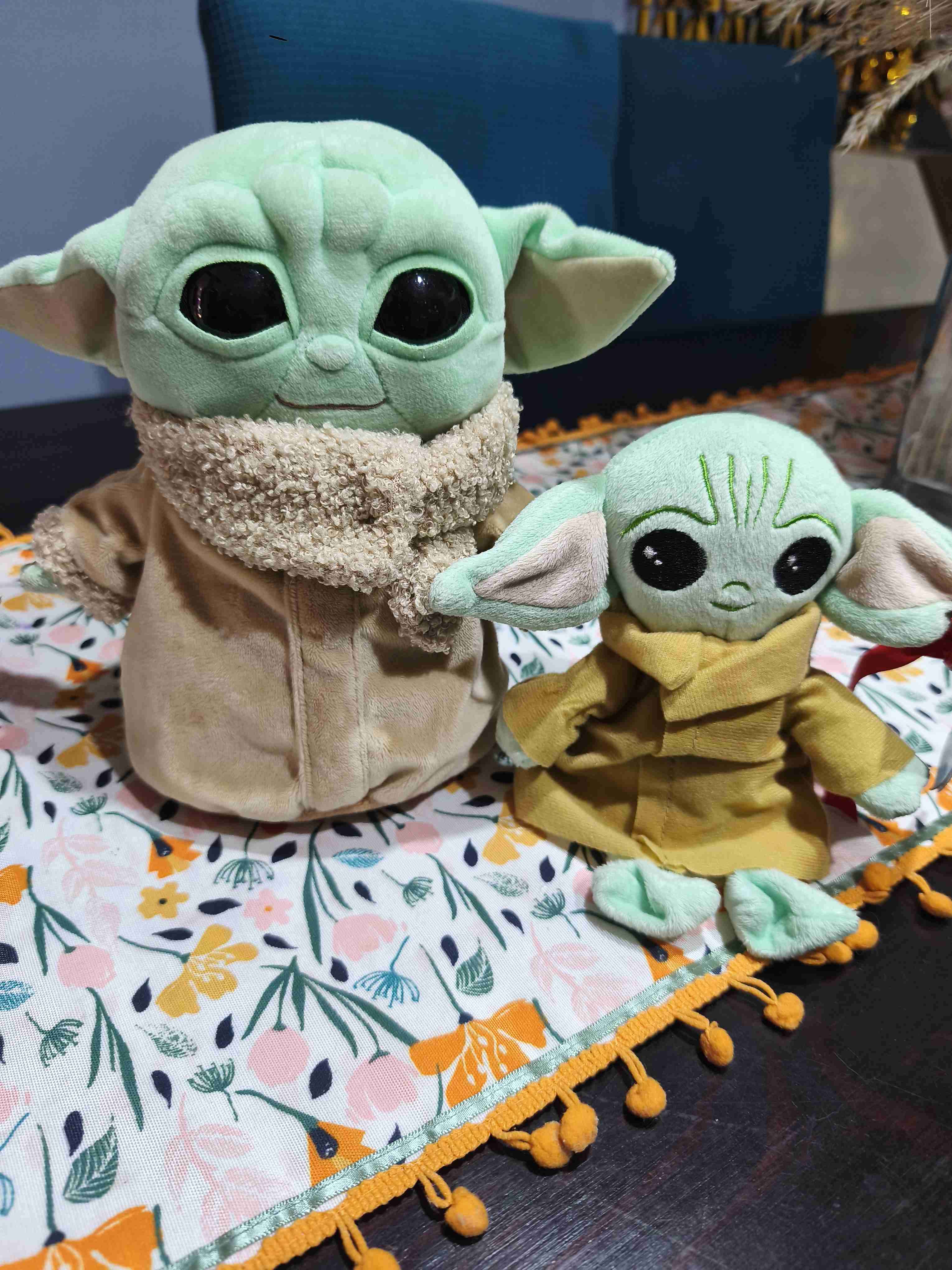 Peluches Baby Yoda pequeños