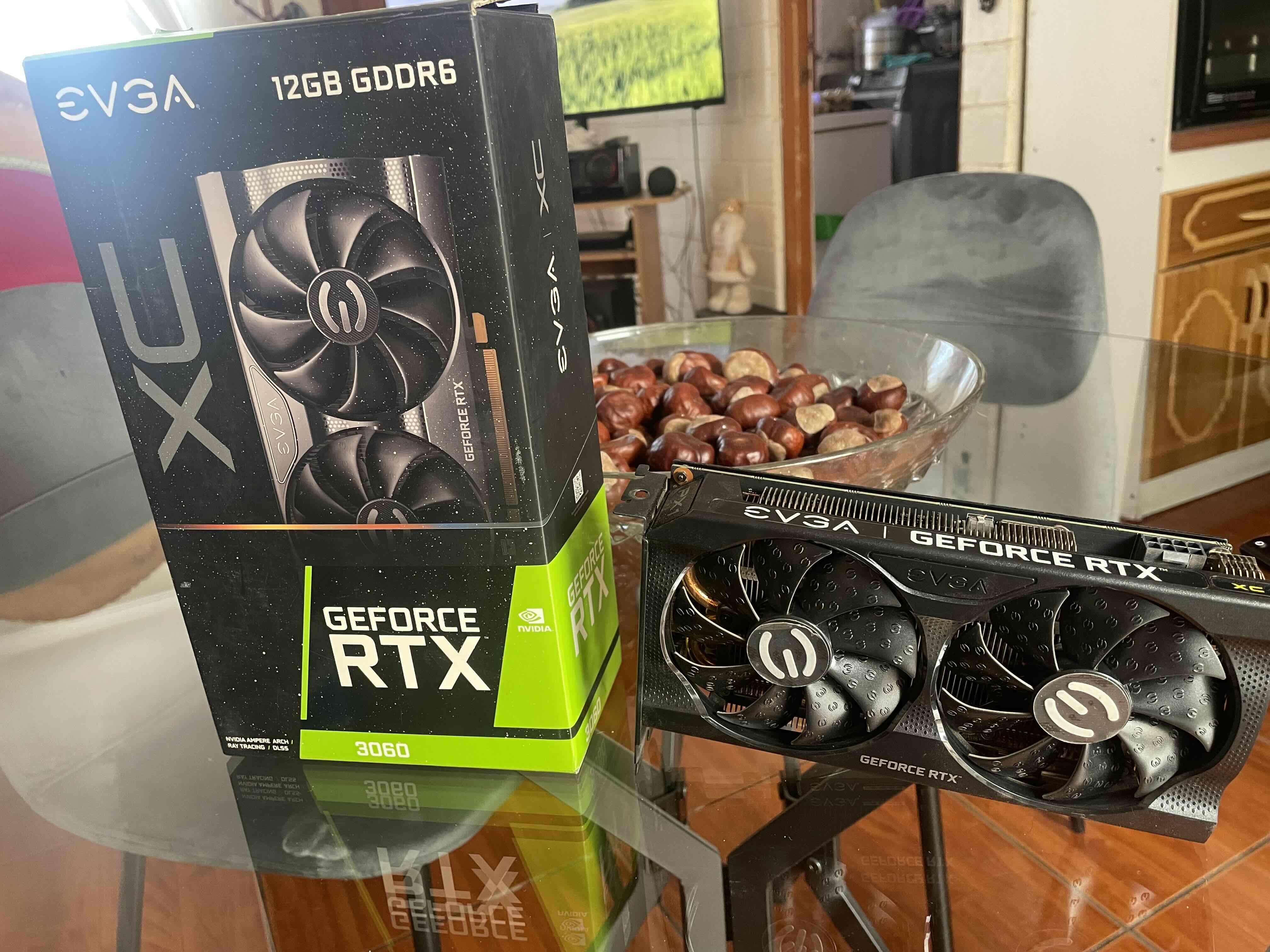 Tarjeta gráfica EVGA GeForce RTX 3060 - miniatura 5