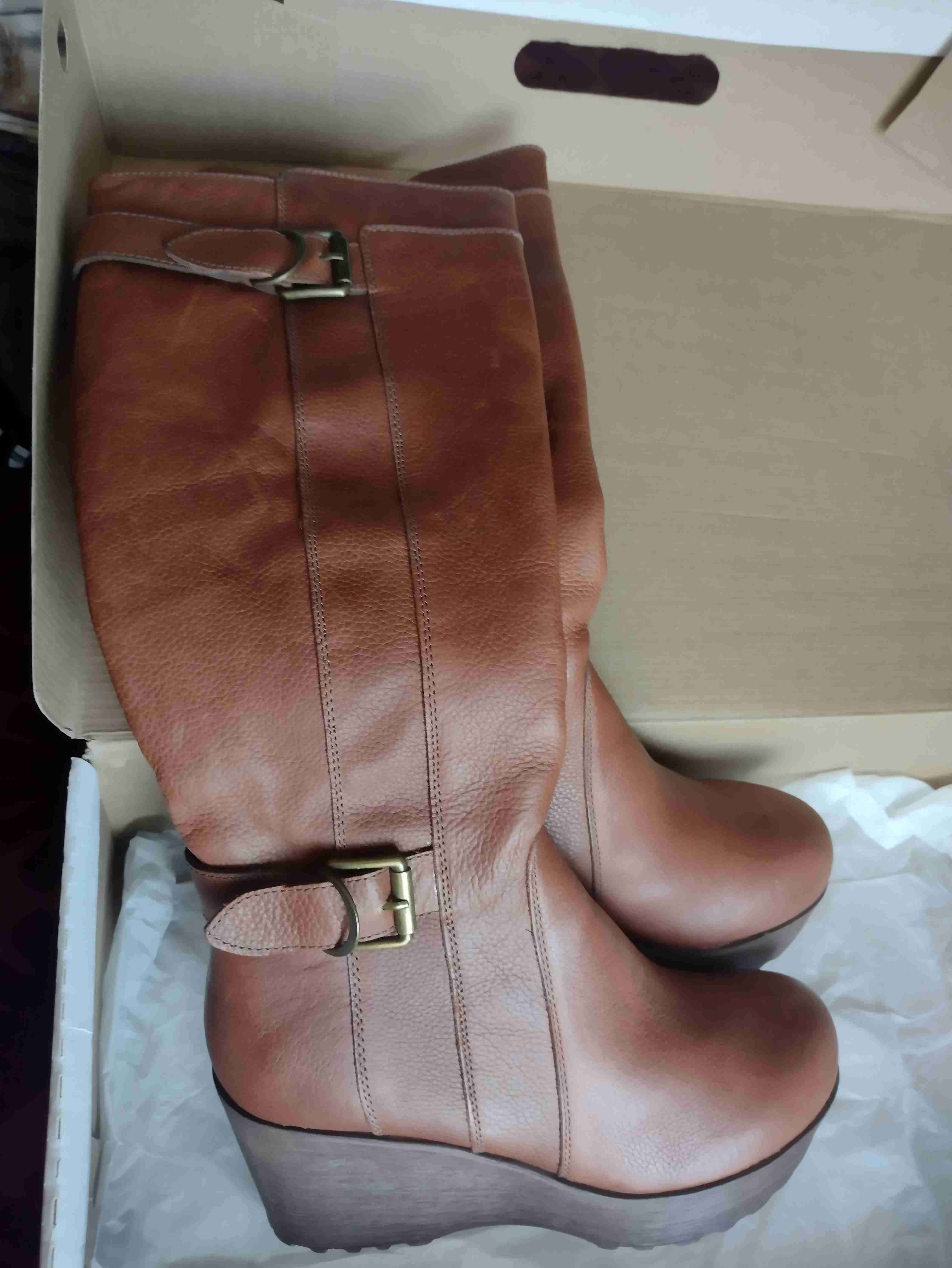 Botas de cuero marrón con cuña Bruno Rossi