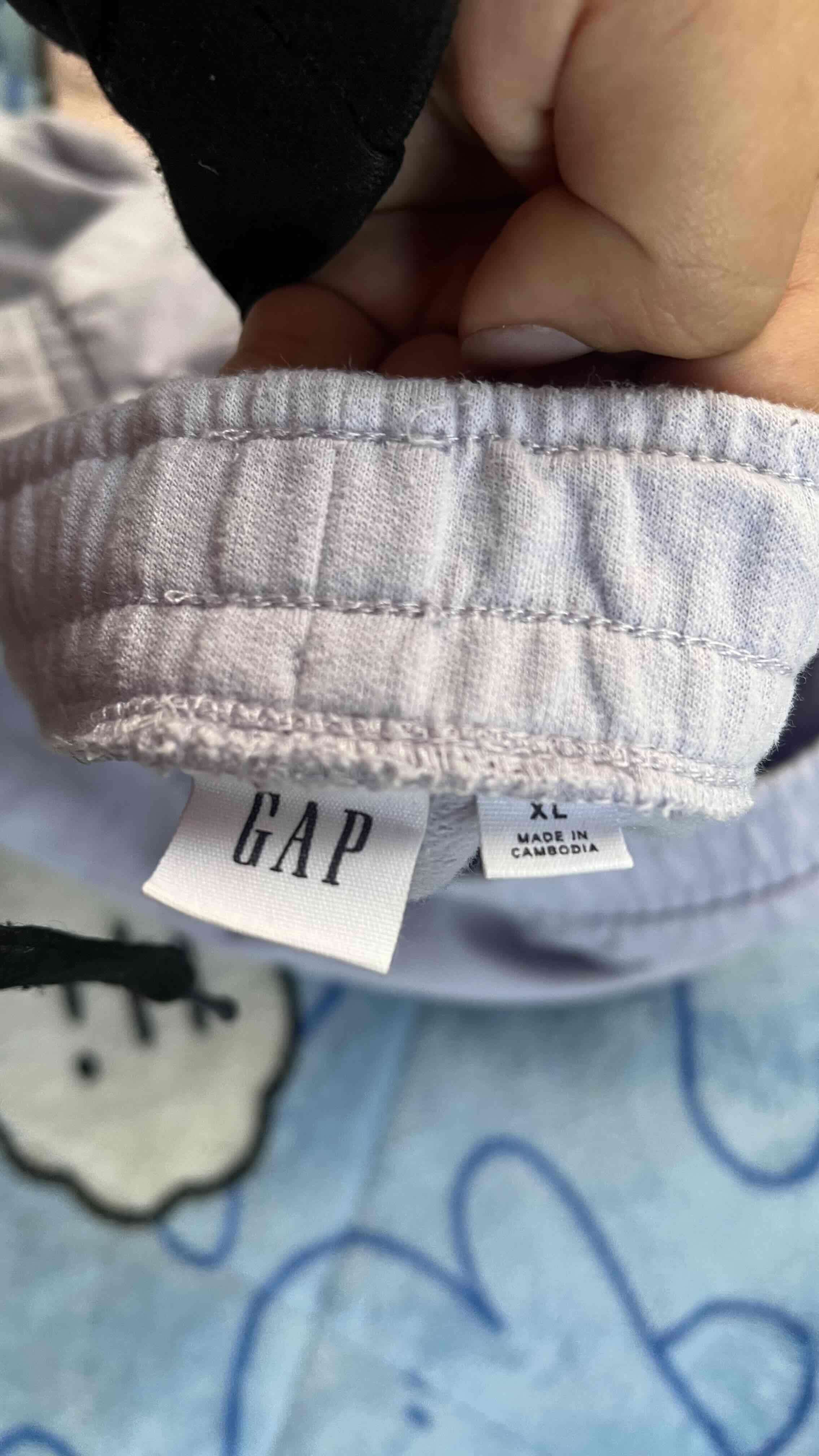 Buzo gap lila original