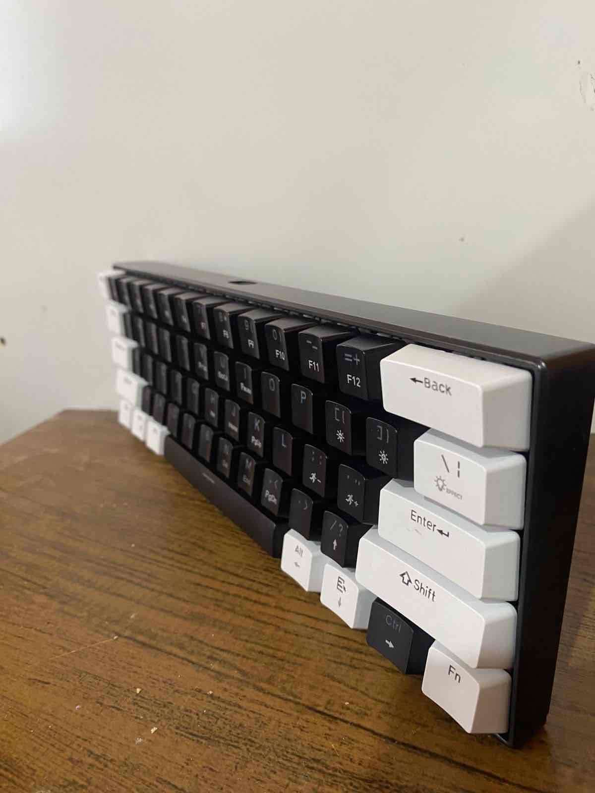 Teclado royal rk61