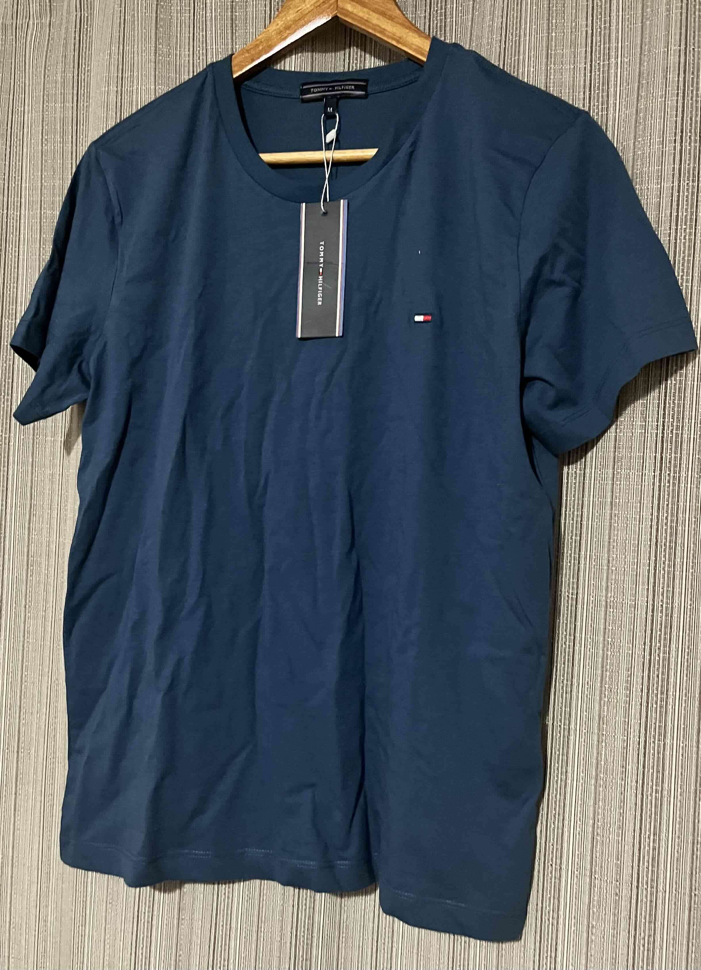Polera azul Tommy Hilfiger, Talla M .