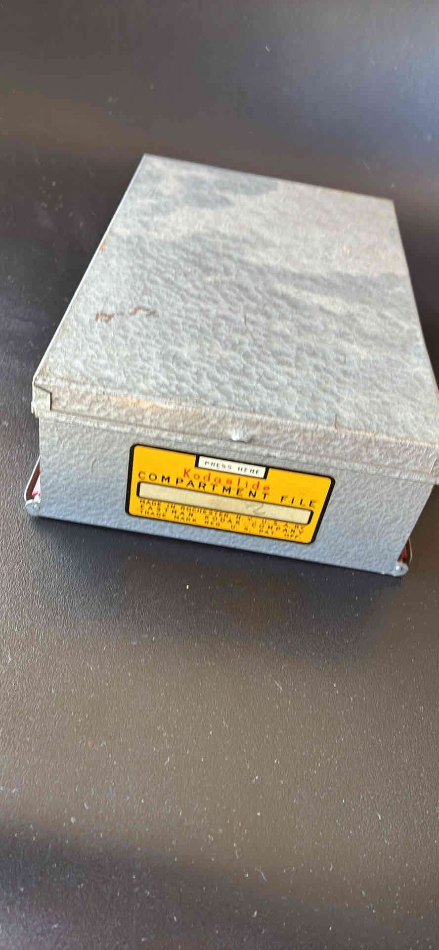 Caja para diapositivas metal - acrílico - 3