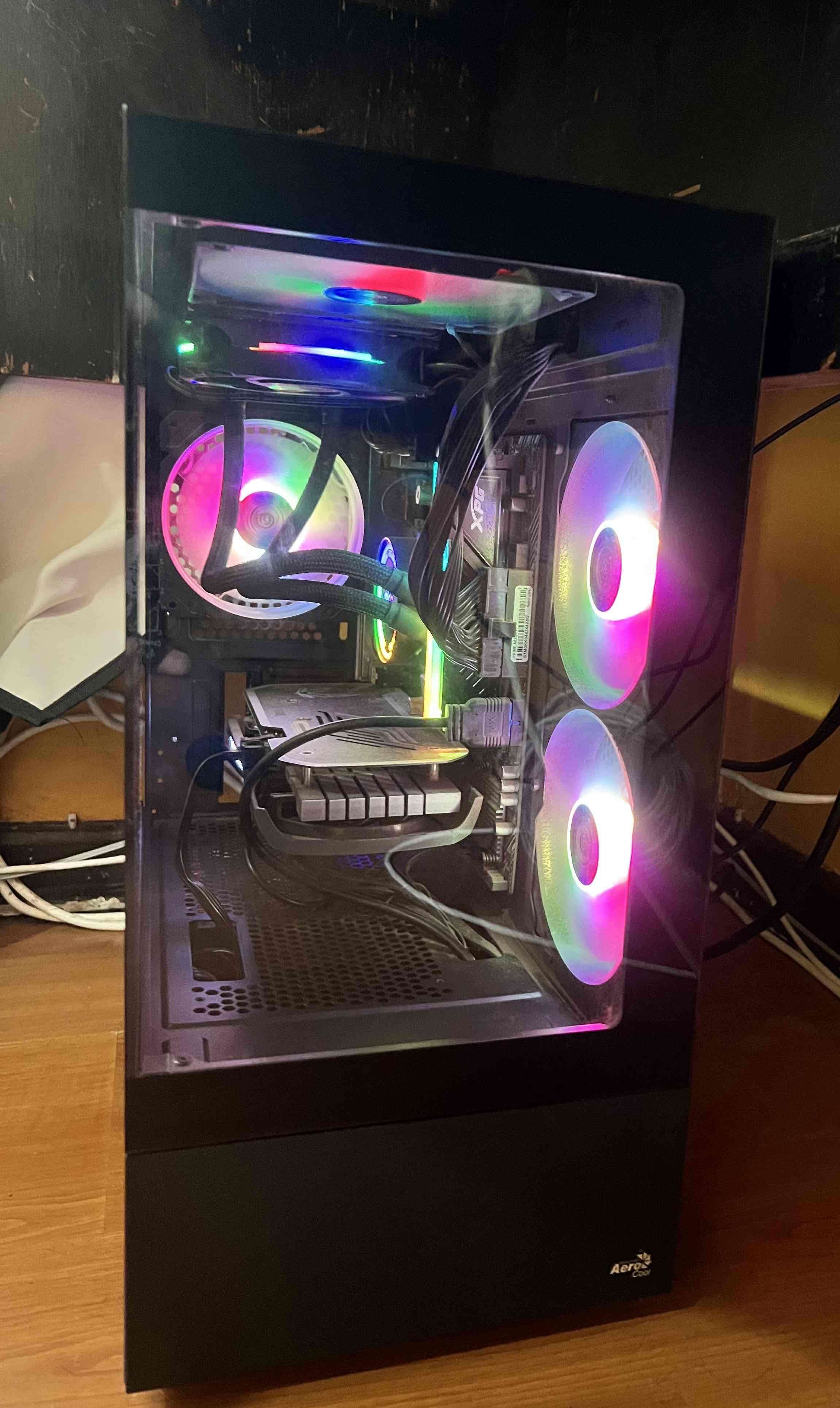 PC de escritorio gaming Ryzen 7 5700x + 4060 - miniatura 3