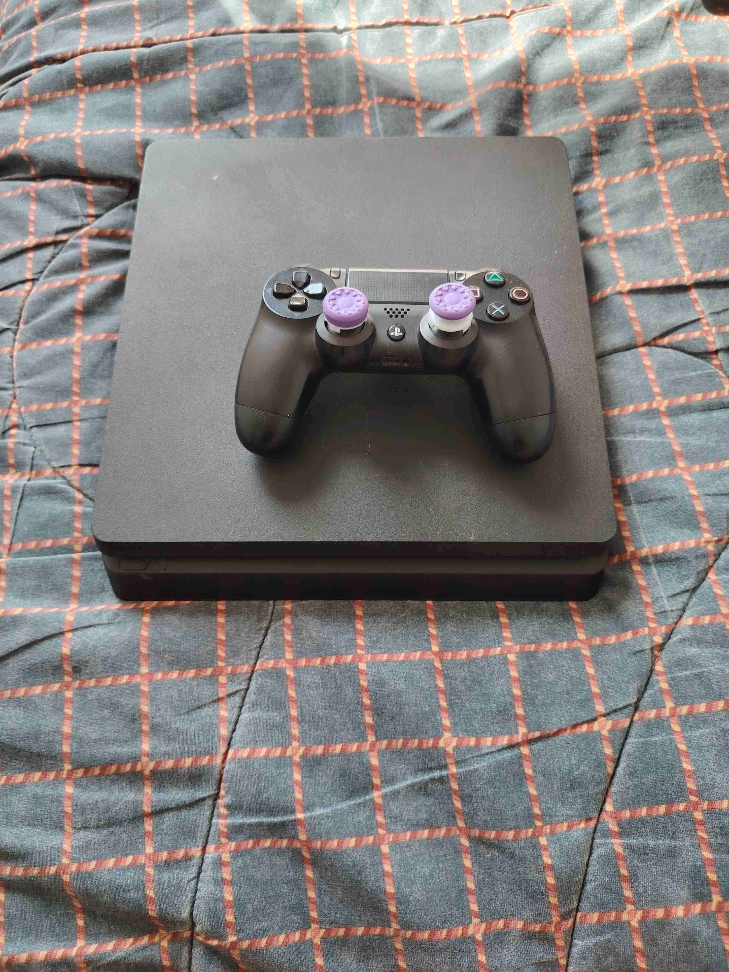 Vendo ps4 en buen estado