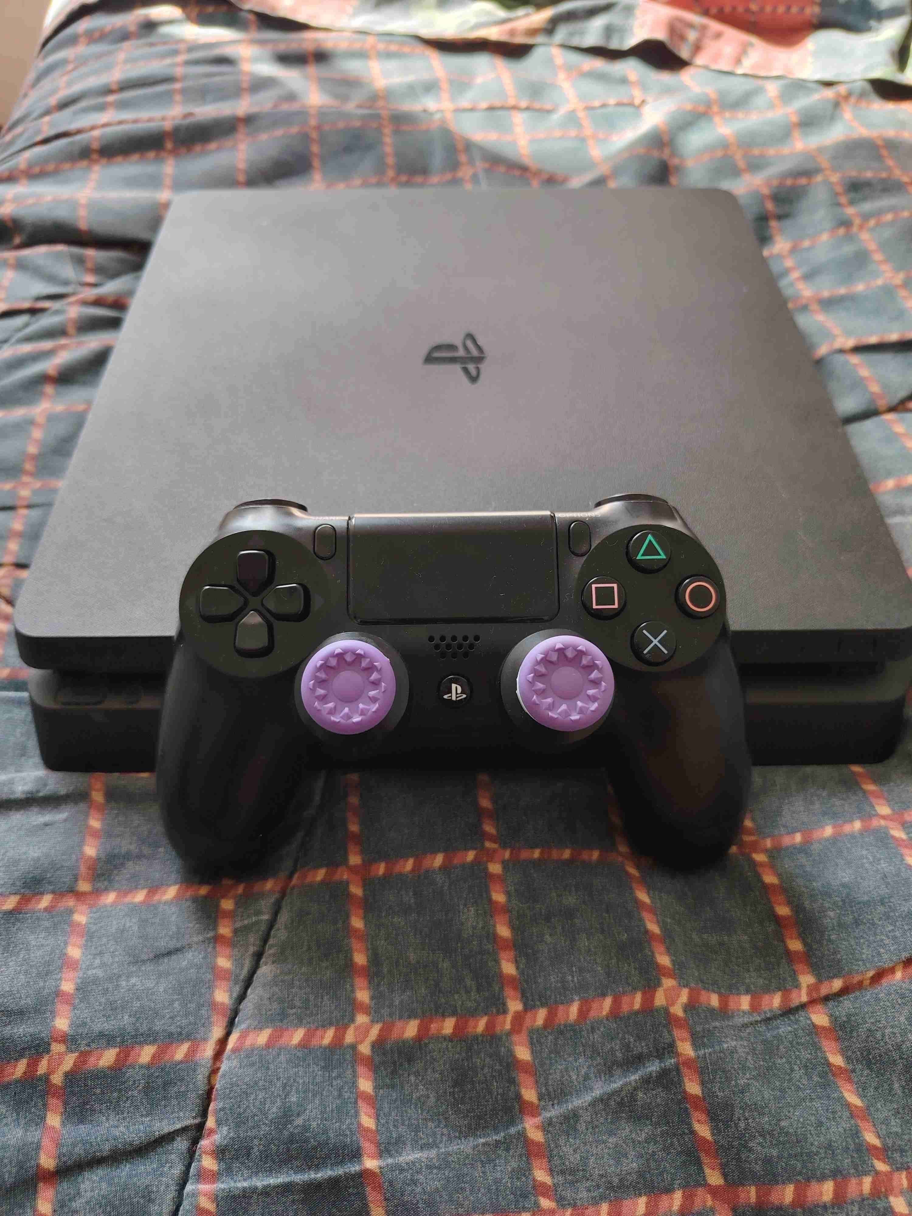 Vendo ps4 en buen estado - miniatura 3