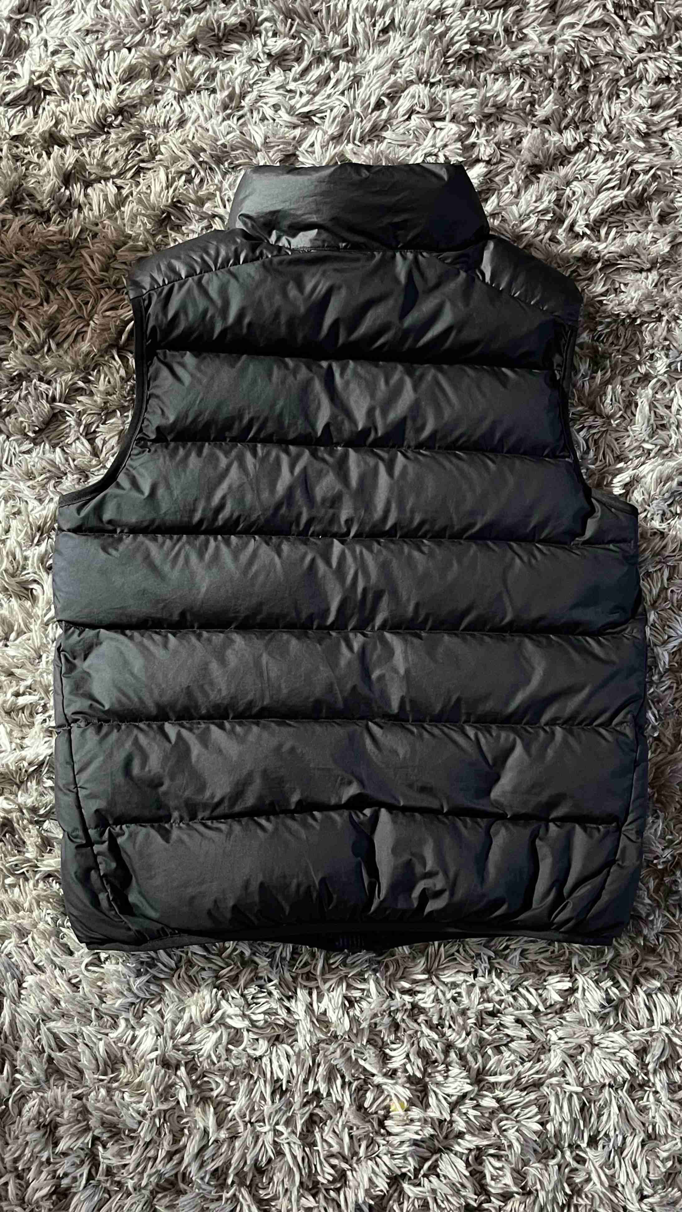 Chaleco negro Nike sin mangas - miniatura 2