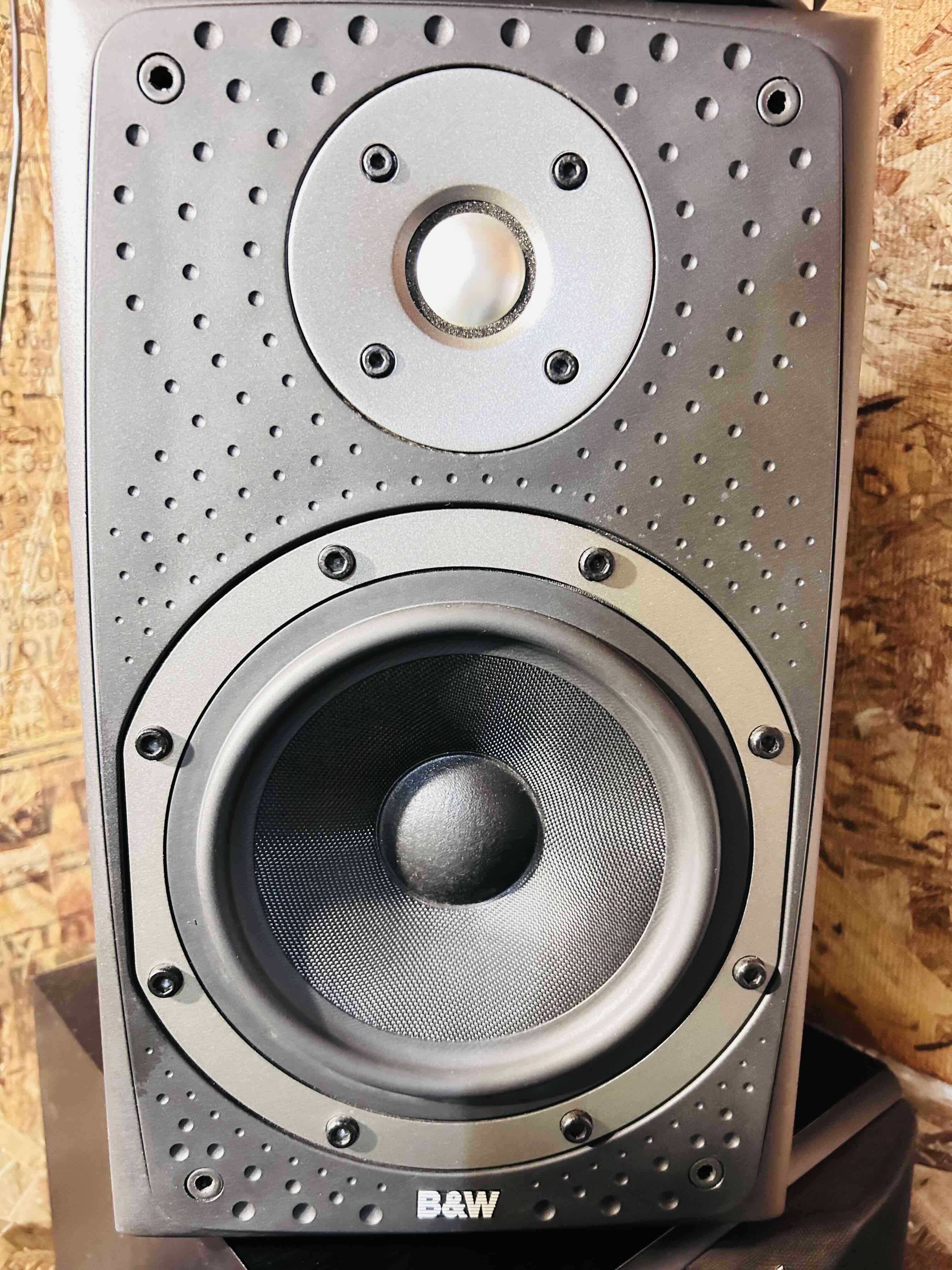 Parlante B&W DM-303 - miniatura 2