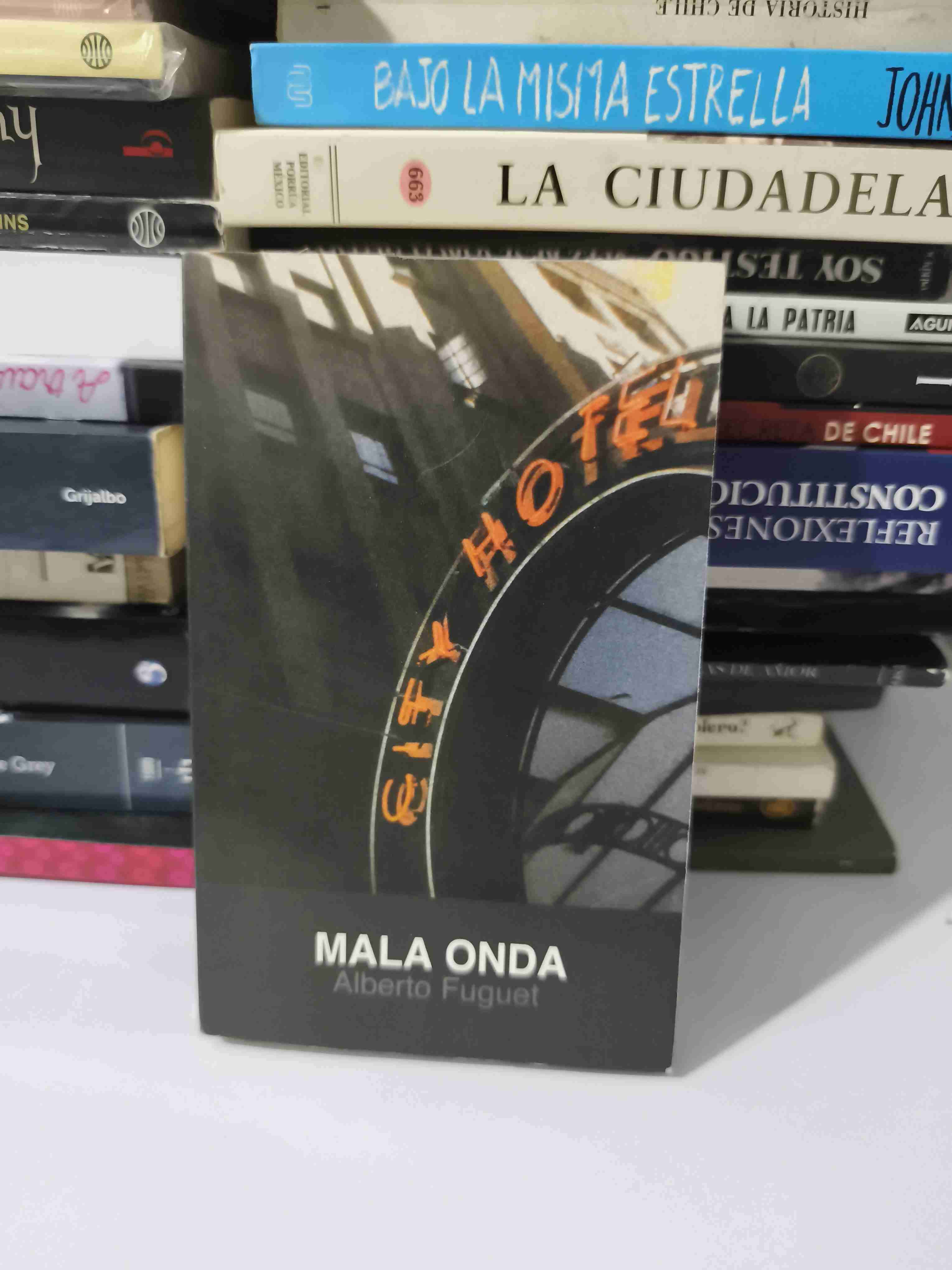Libro 'Mala Onda' Alberto Fuguet