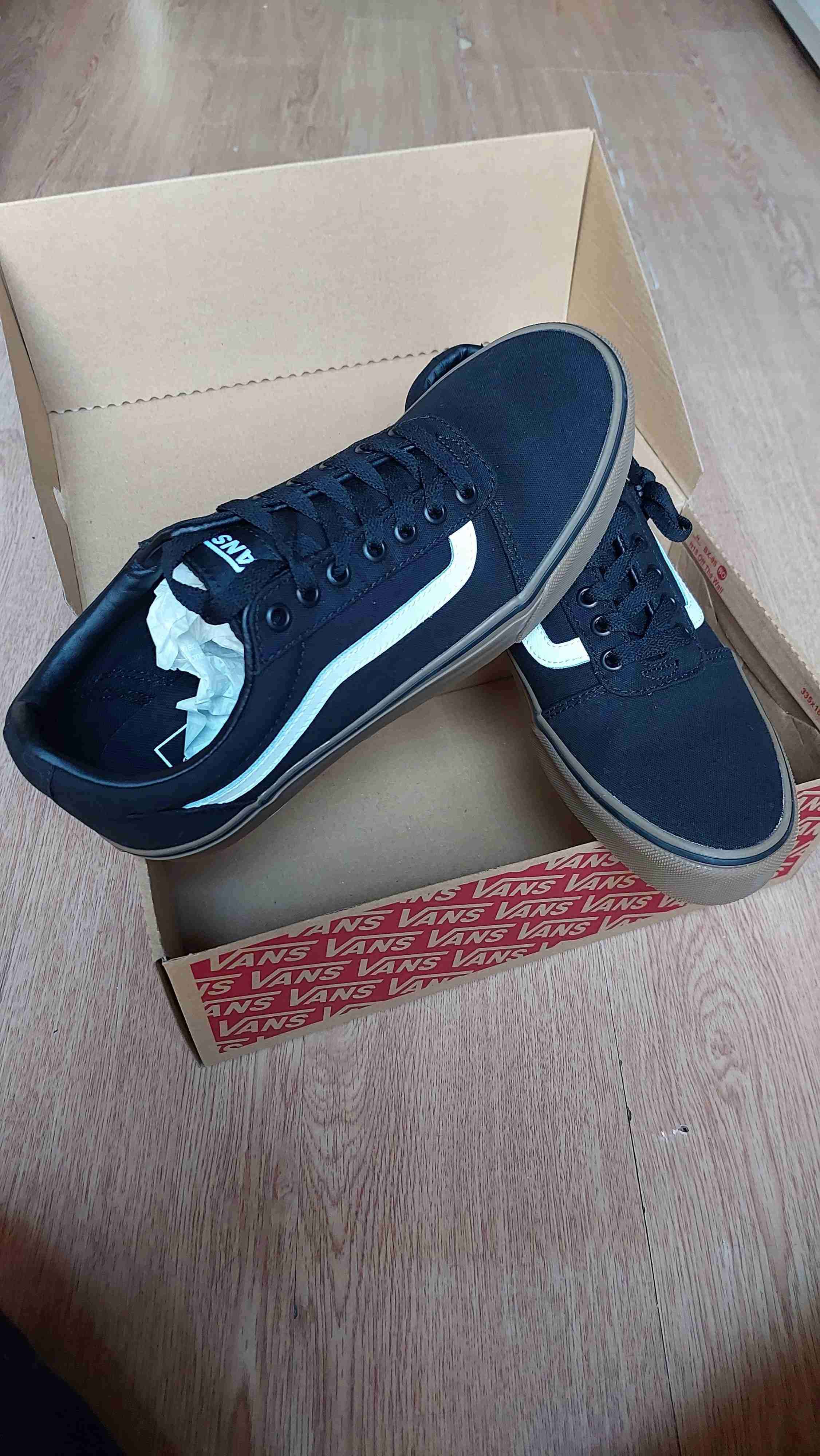 Zapatillas negras Vans - miniatura 4