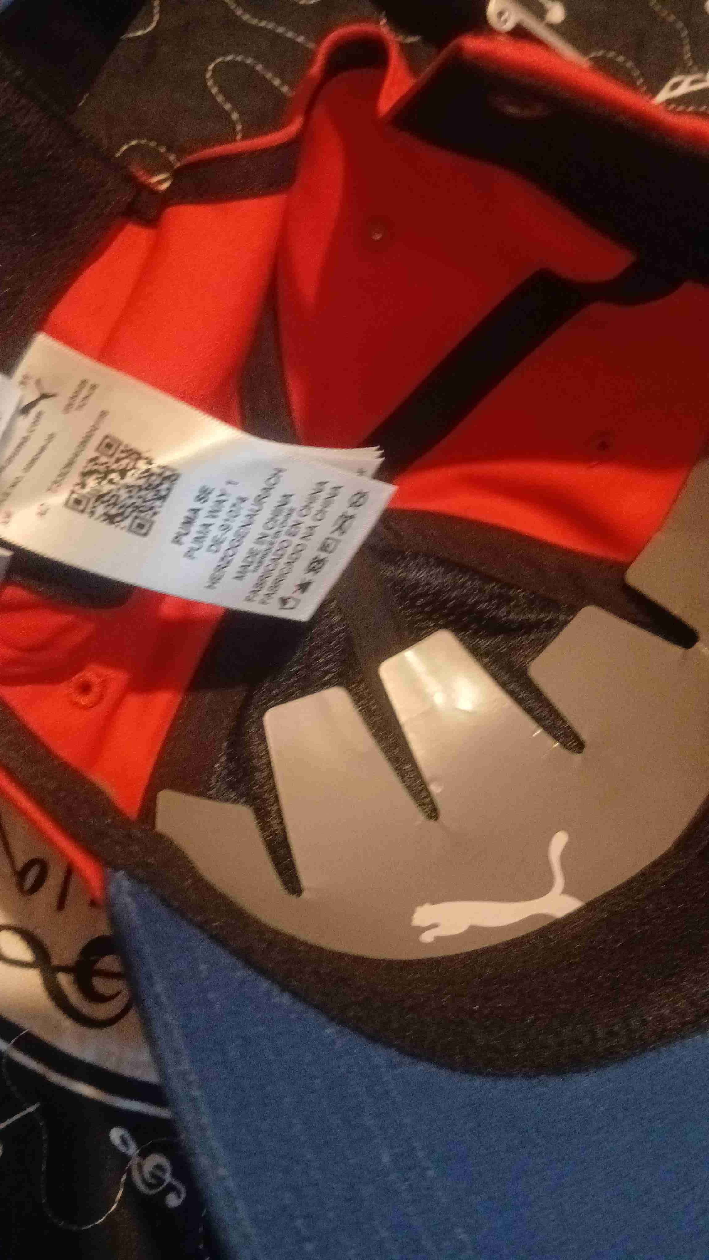 Gorra ajustable roja - miniatura 2