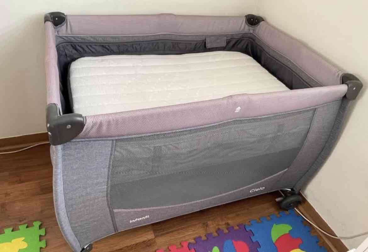 Cuna corral colecho gris con colchón - miniatura 5