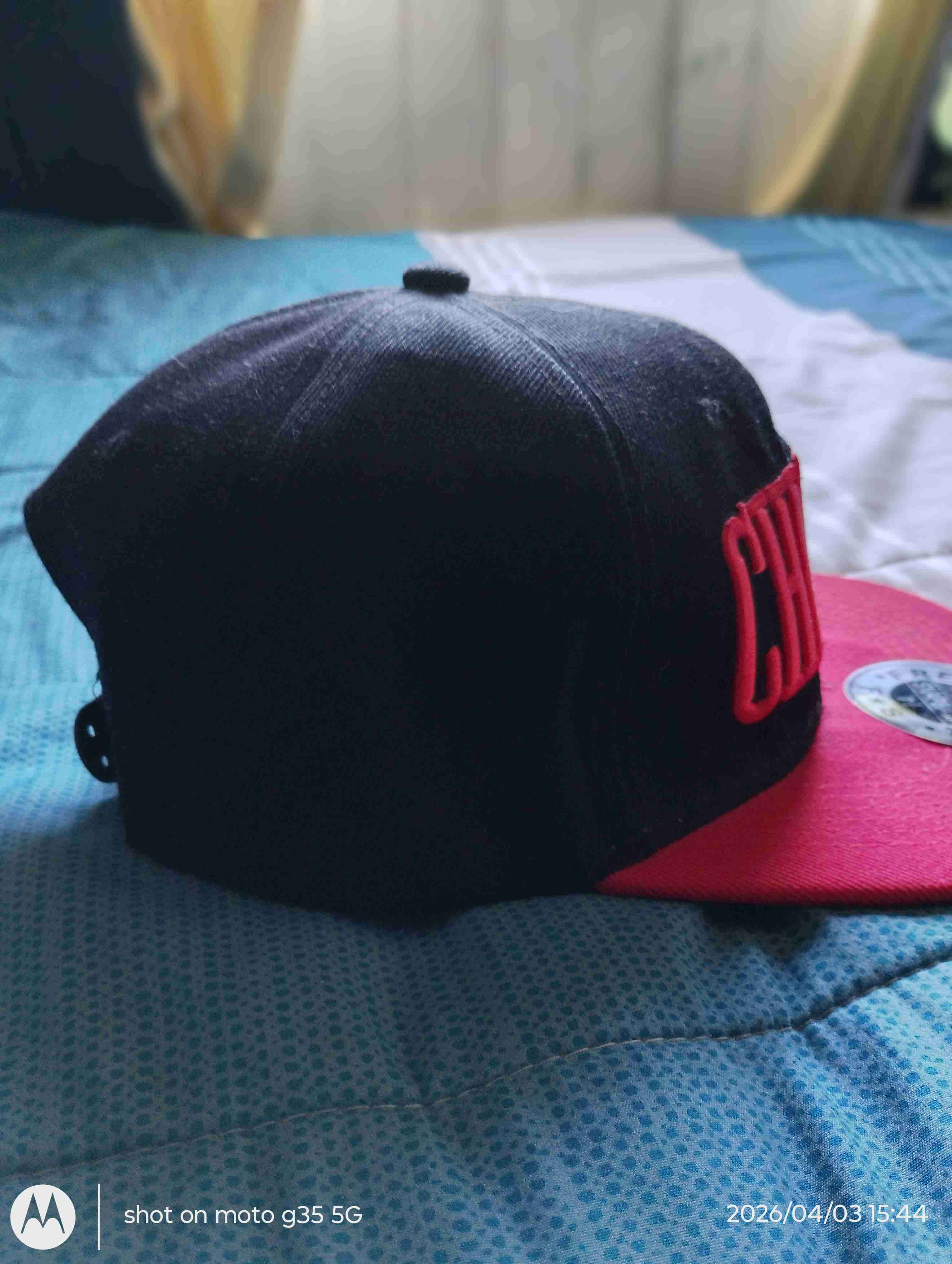 Gorra Chicago negra y roja - miniatura 2