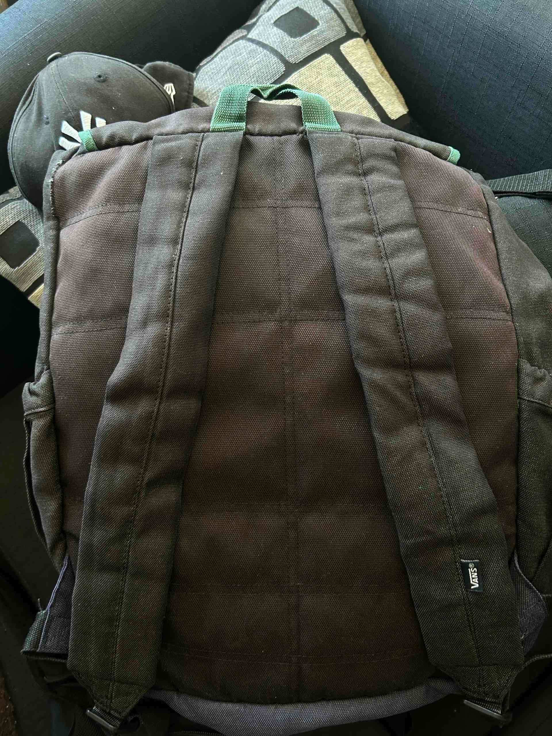 Mochila Vans negra y verde - miniatura 3