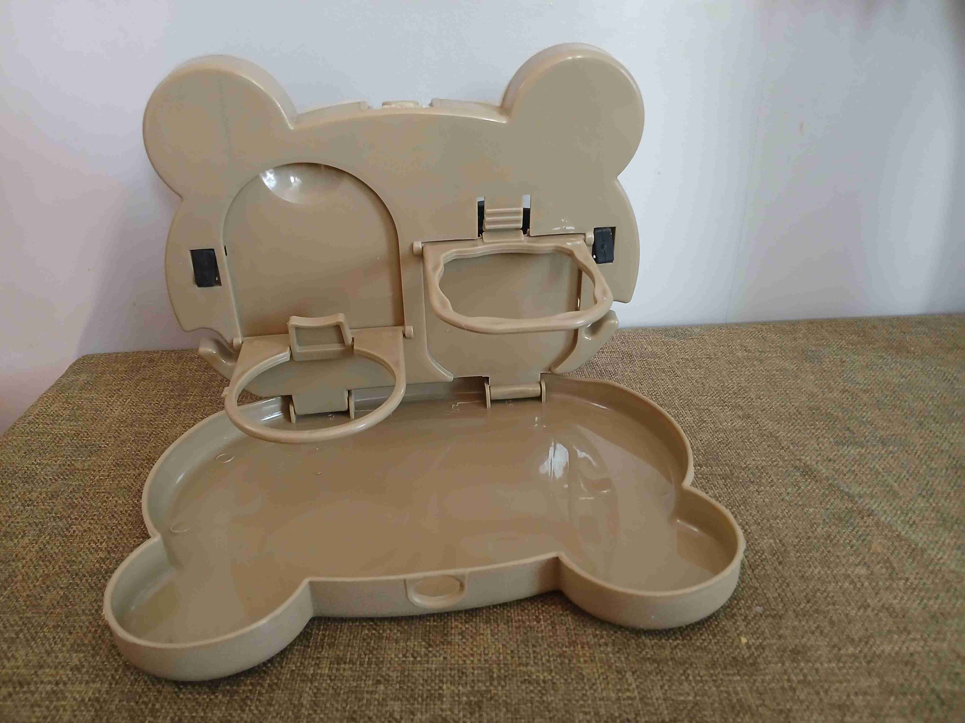 Mesa plegable para auto - miniatura 6