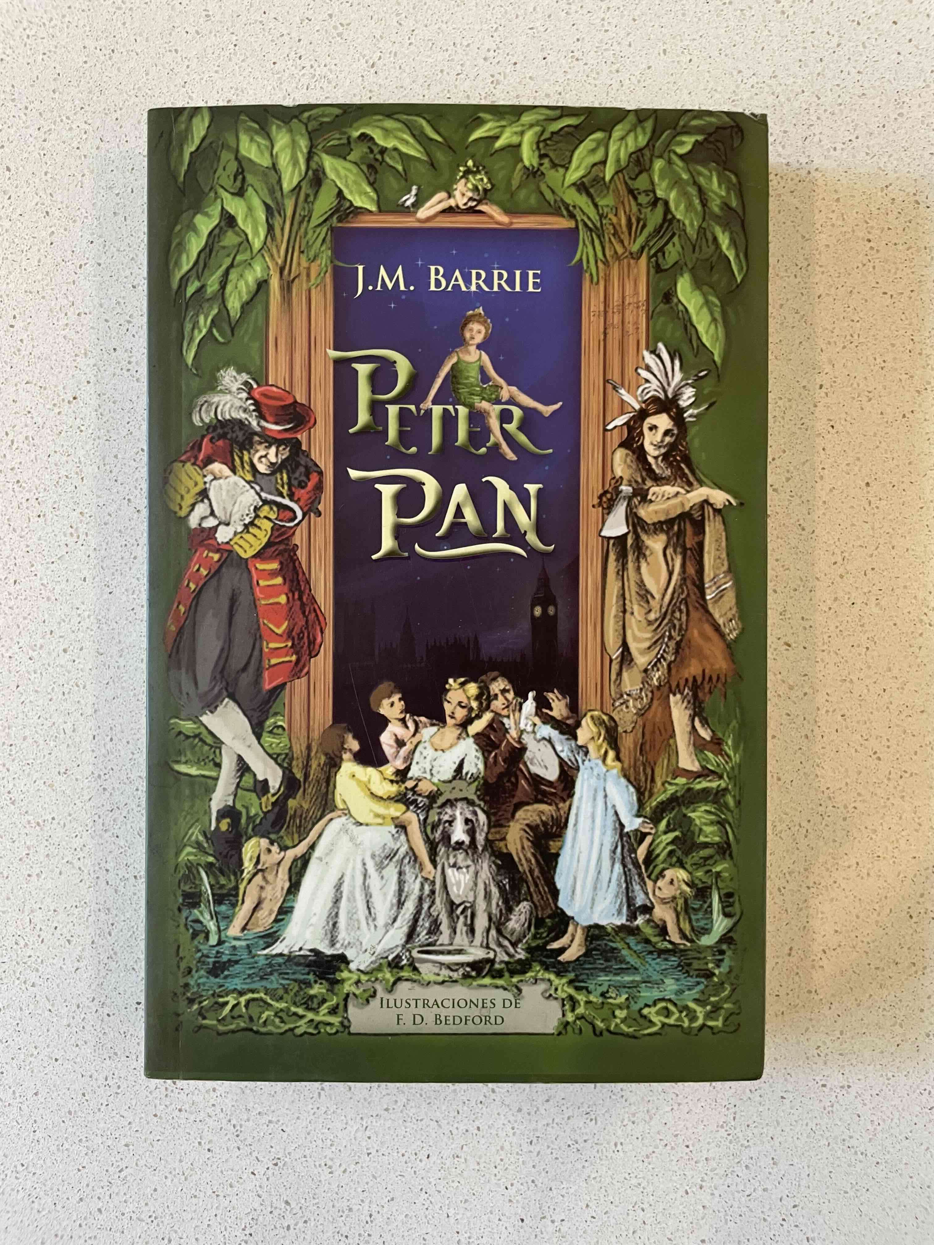 Libro Peter Pan con ilustraciones