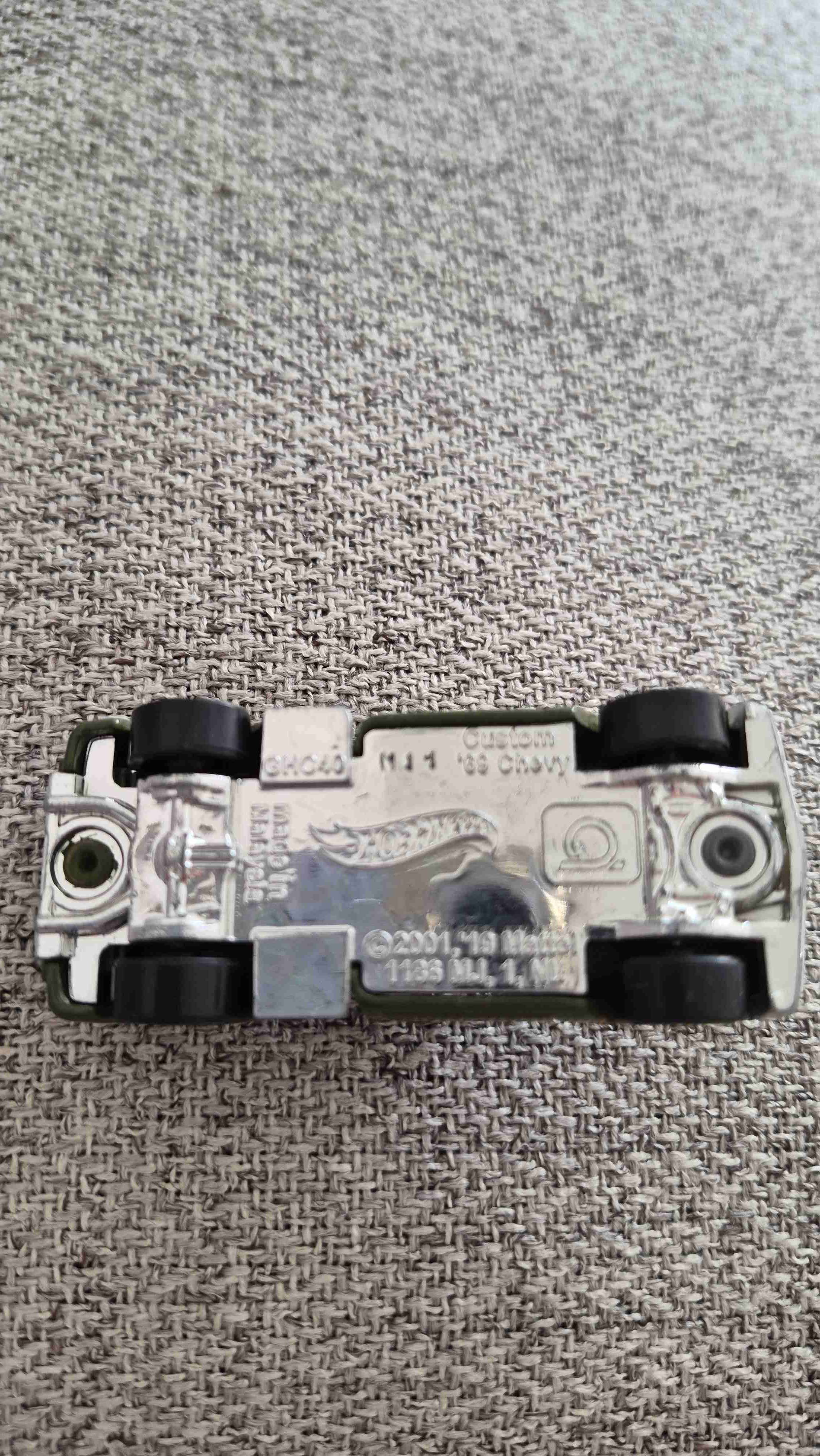 Camioneta de juguete verde - miniatura 2