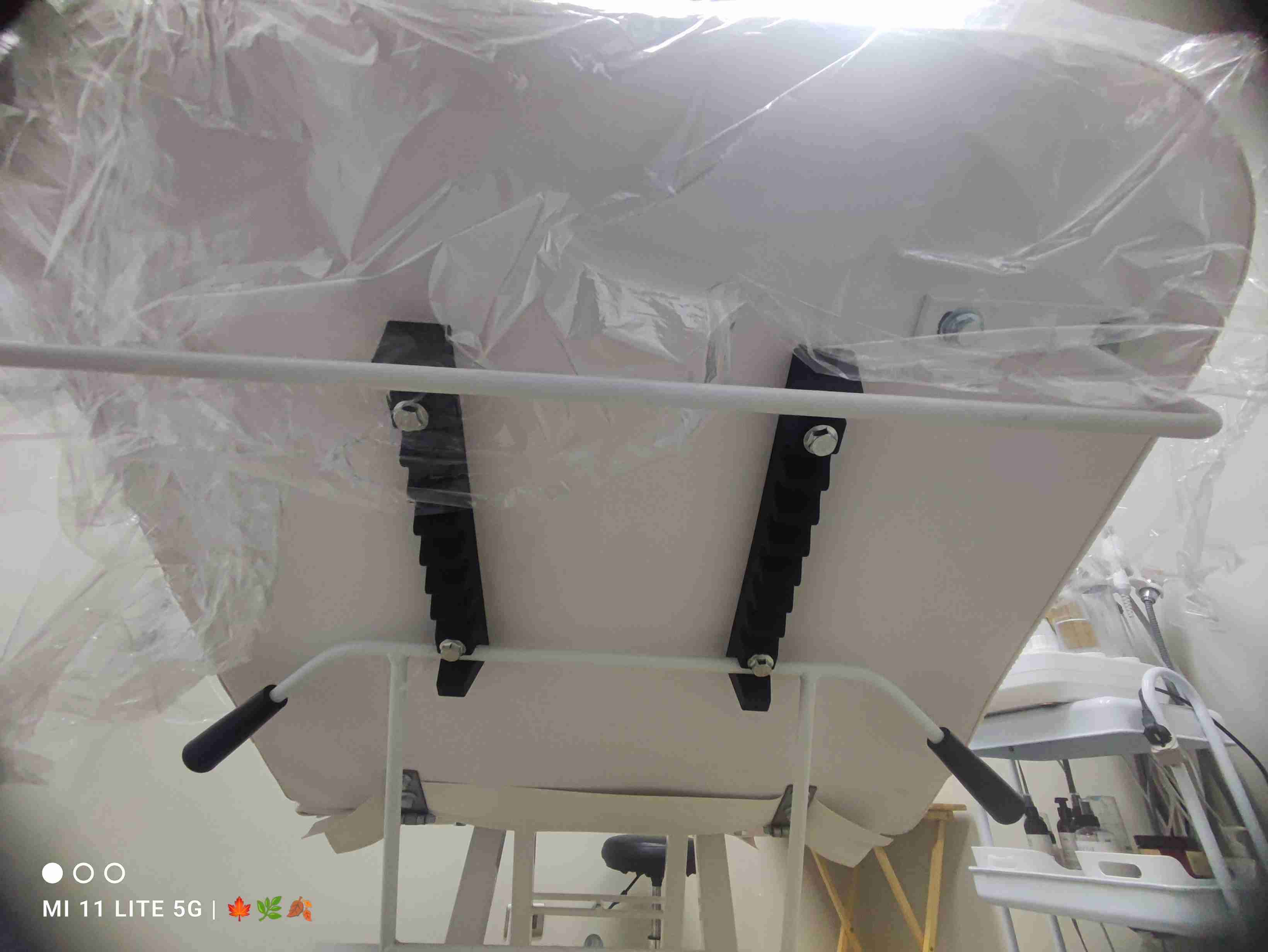 Camilla de masaje blanca ajustable - miniatura 6