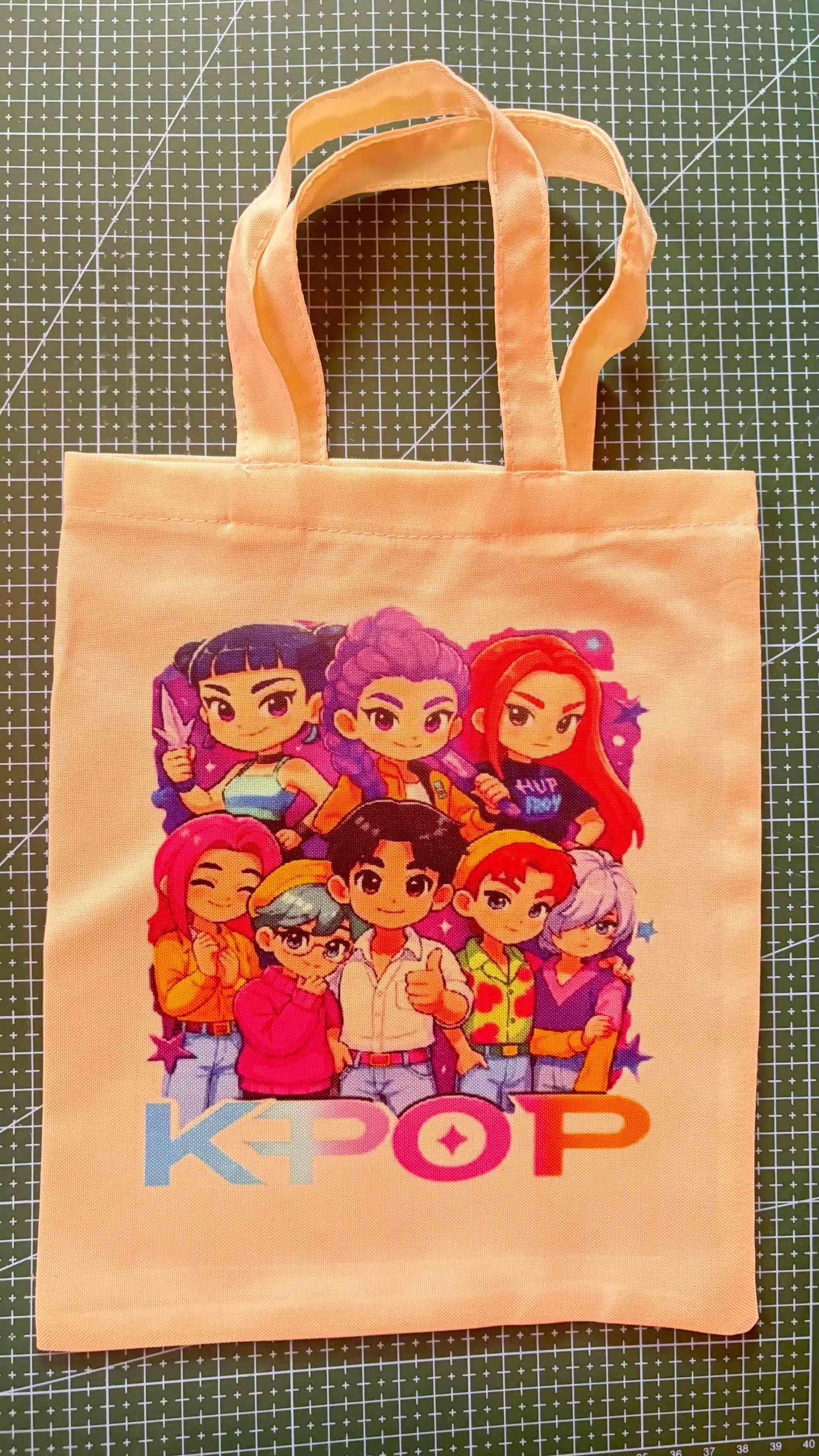 Bolsa tote con diseño animado - miniatura 6