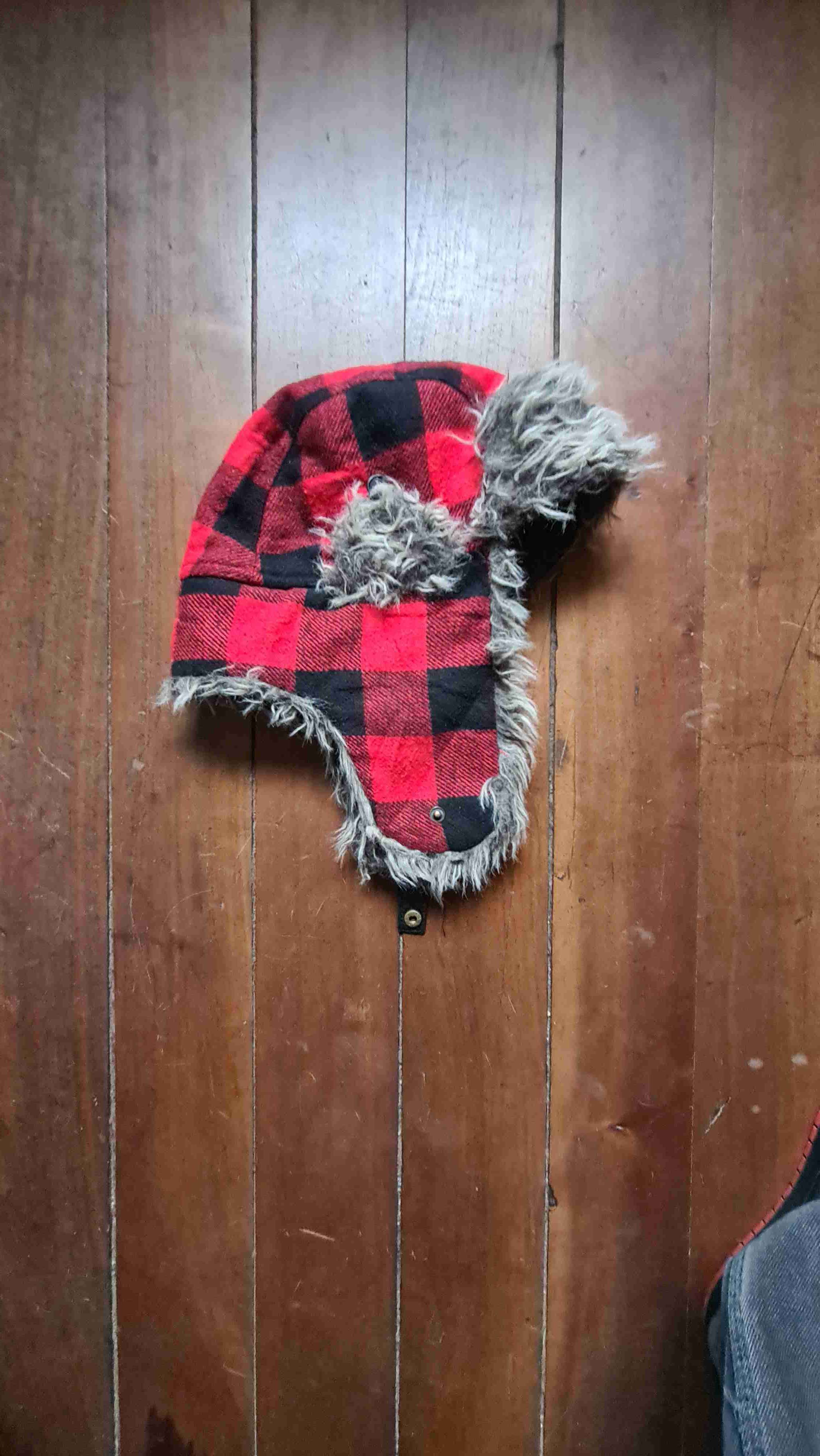 Gorro de invierno cuadros rojos y negros (2YK) - miniatura 3