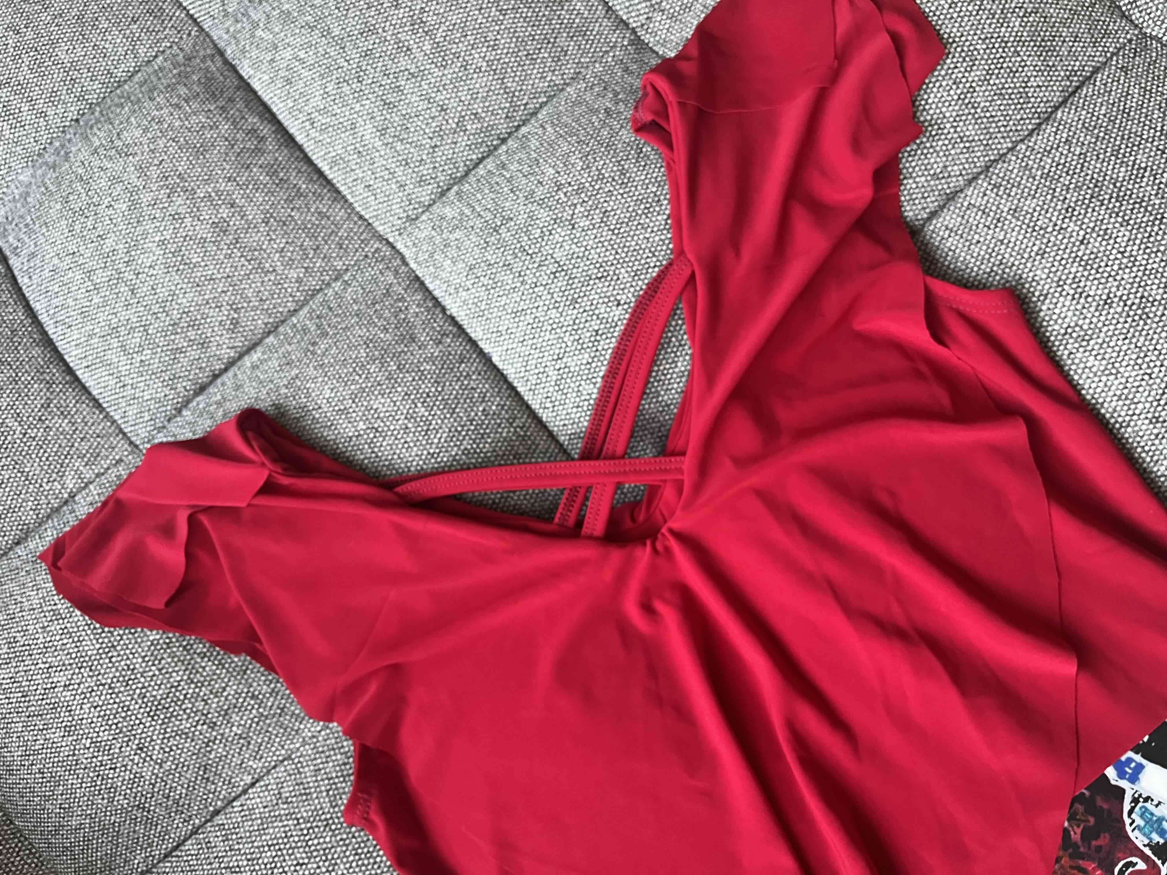 Vestido rojo estampado vibrante - miniatura 2