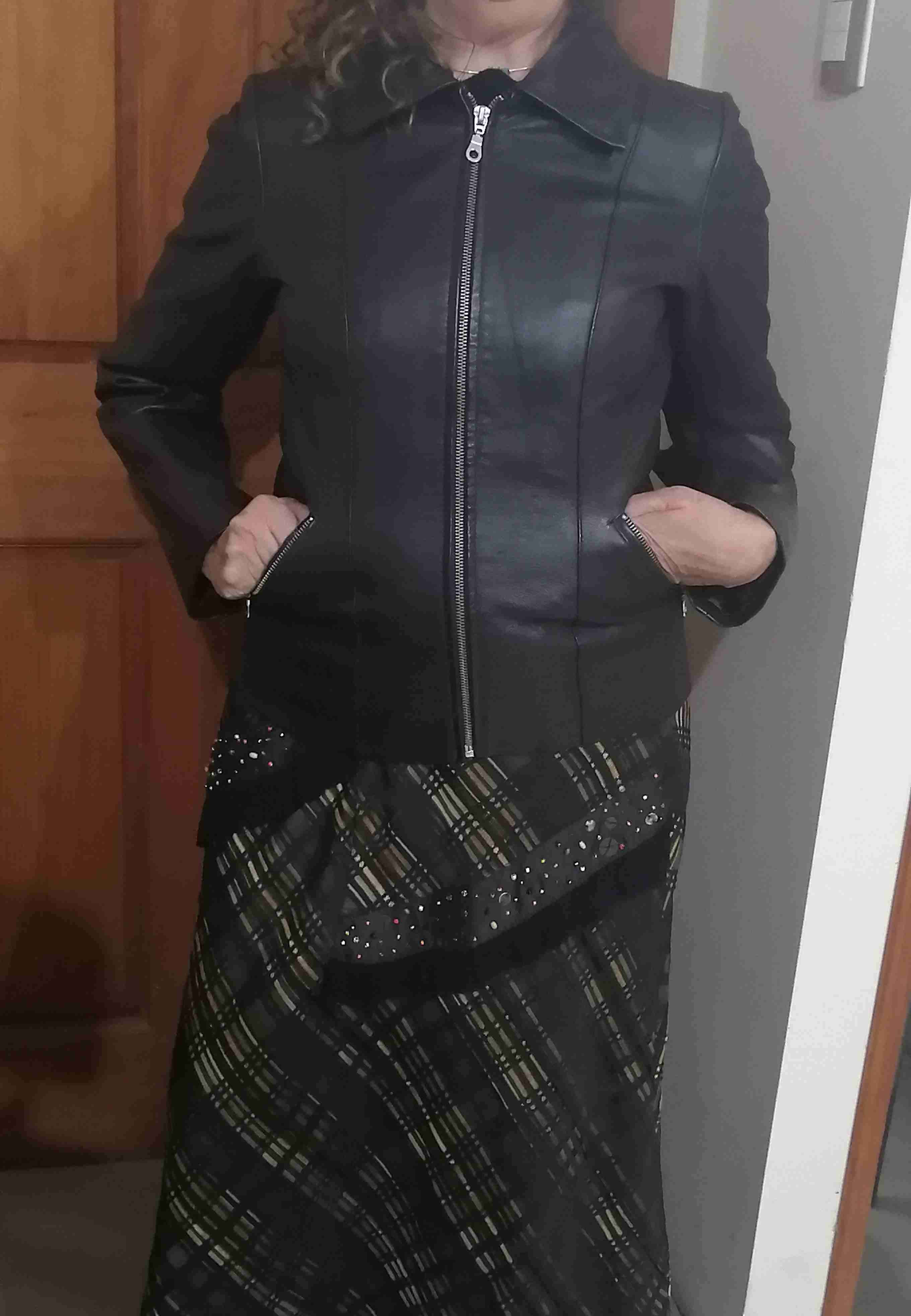 Chaqueta de cuero café moro para mujer - miniatura 3