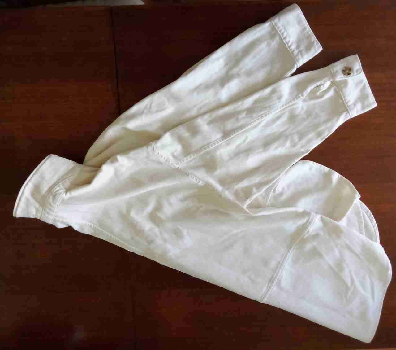 Bluzon blanco  invierno con botones - miniatura 5