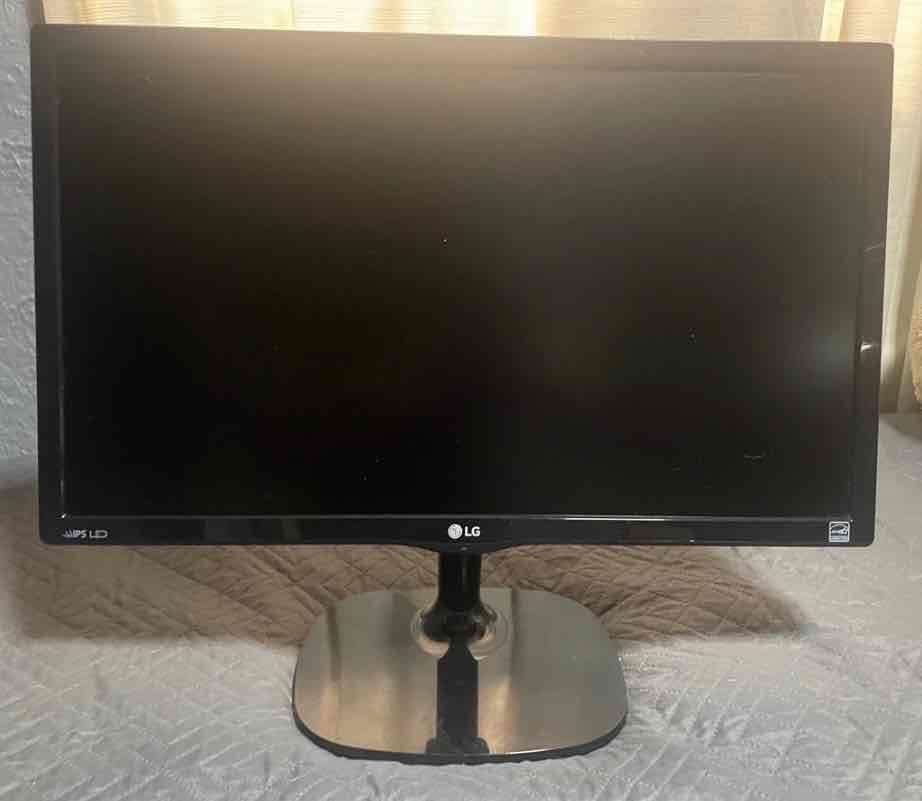 Monitor LG 22MP57HQ - miniatura 4