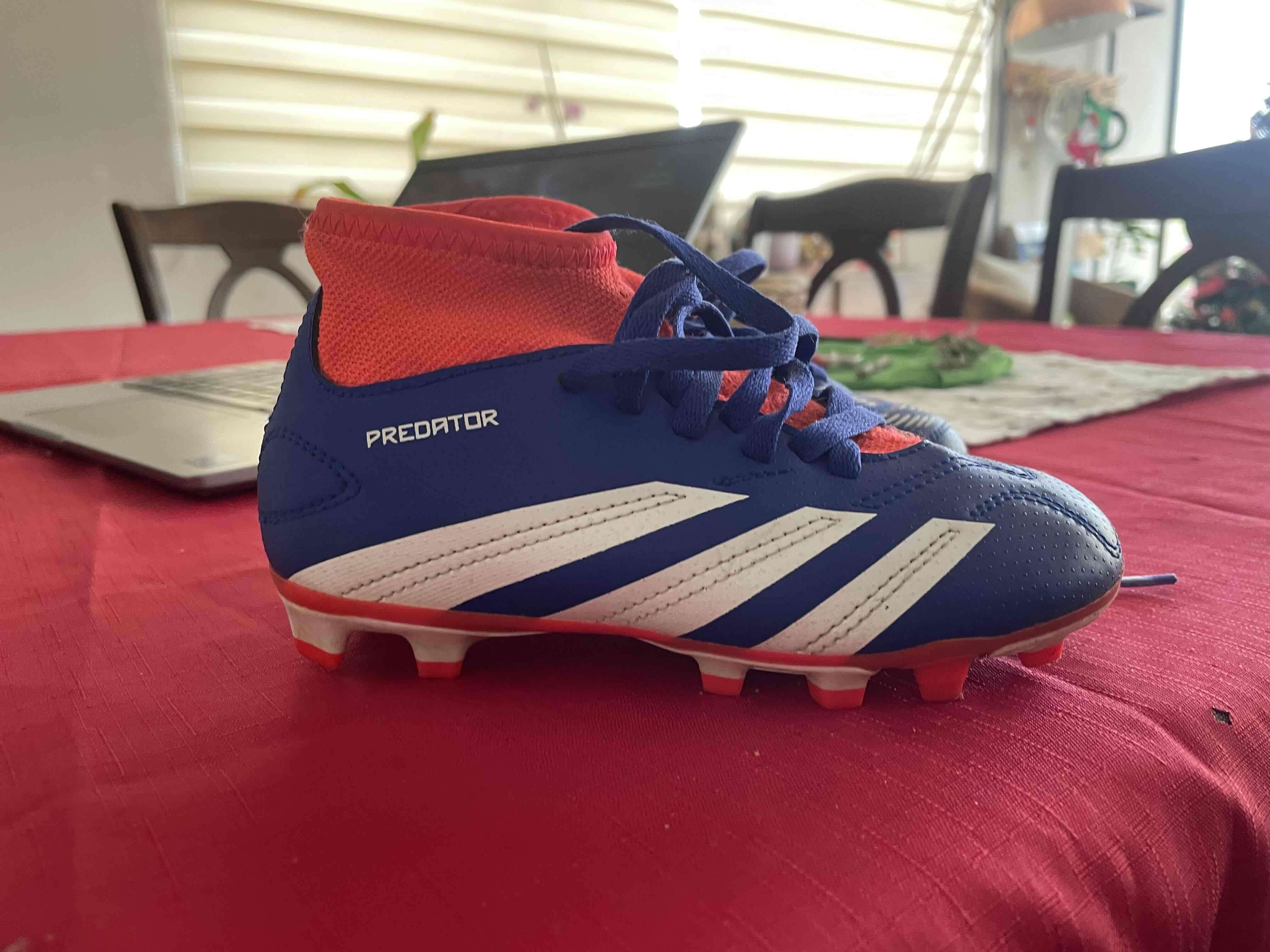 Botines de fútbol azul y naranjo - miniatura 3