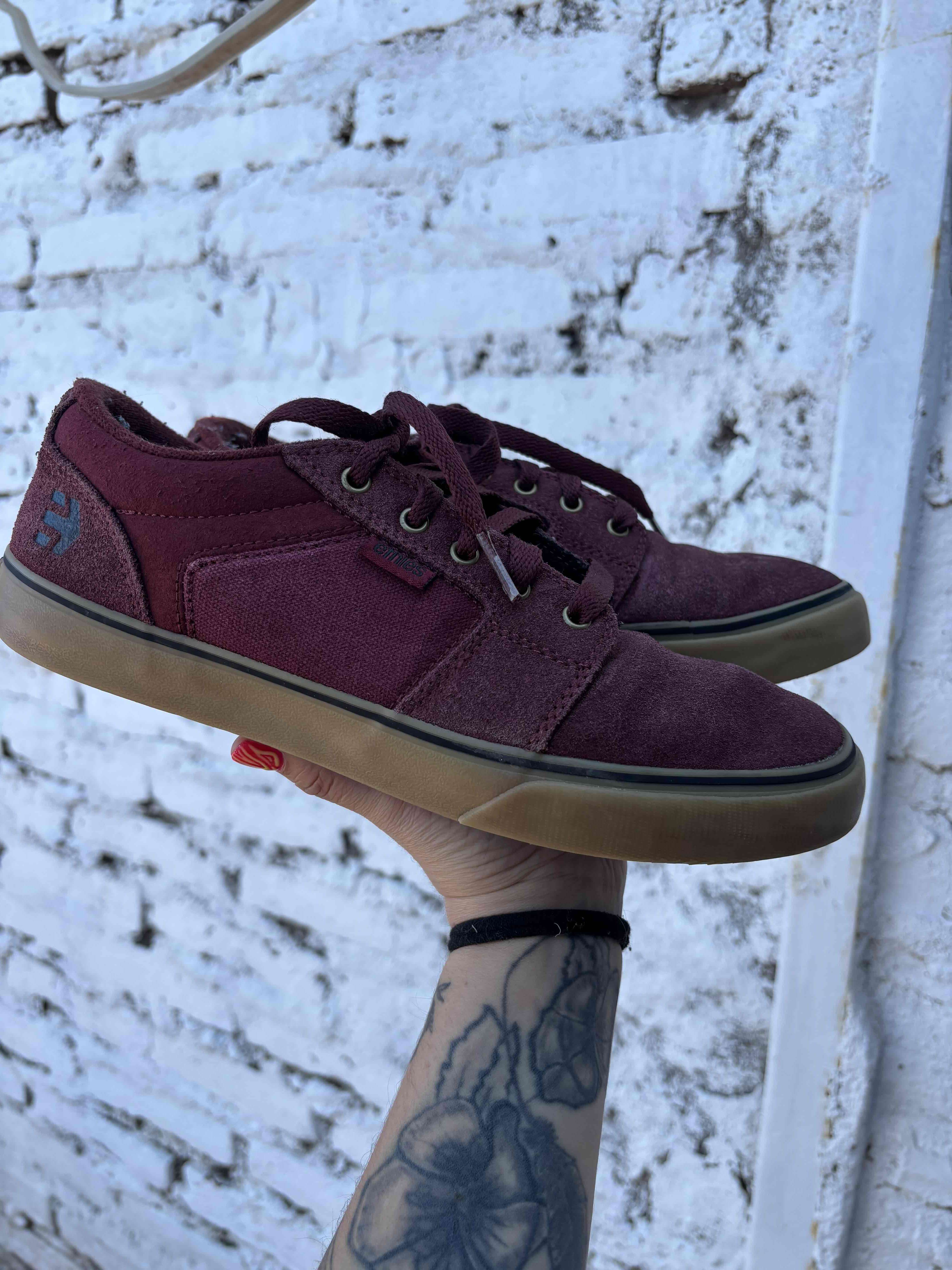 Zapatillas burdeo casuales - miniatura 3