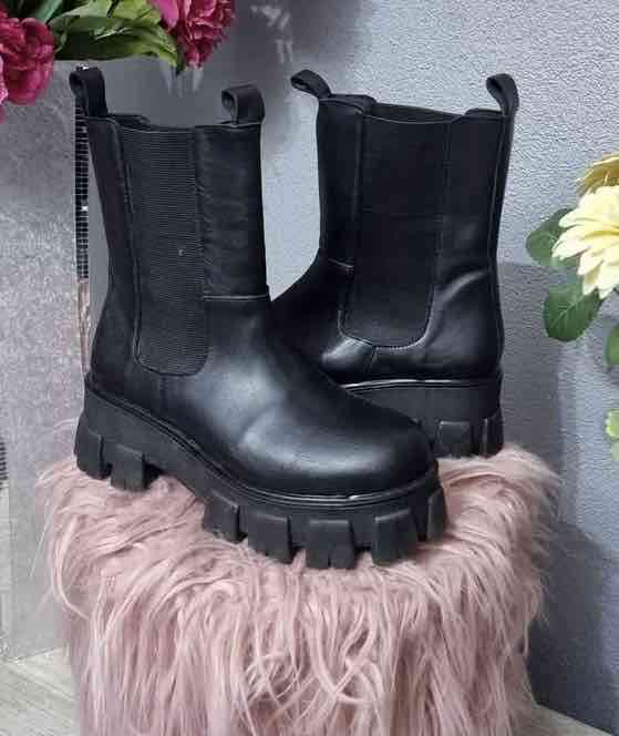 Botines negros 100% cuero - miniatura 2