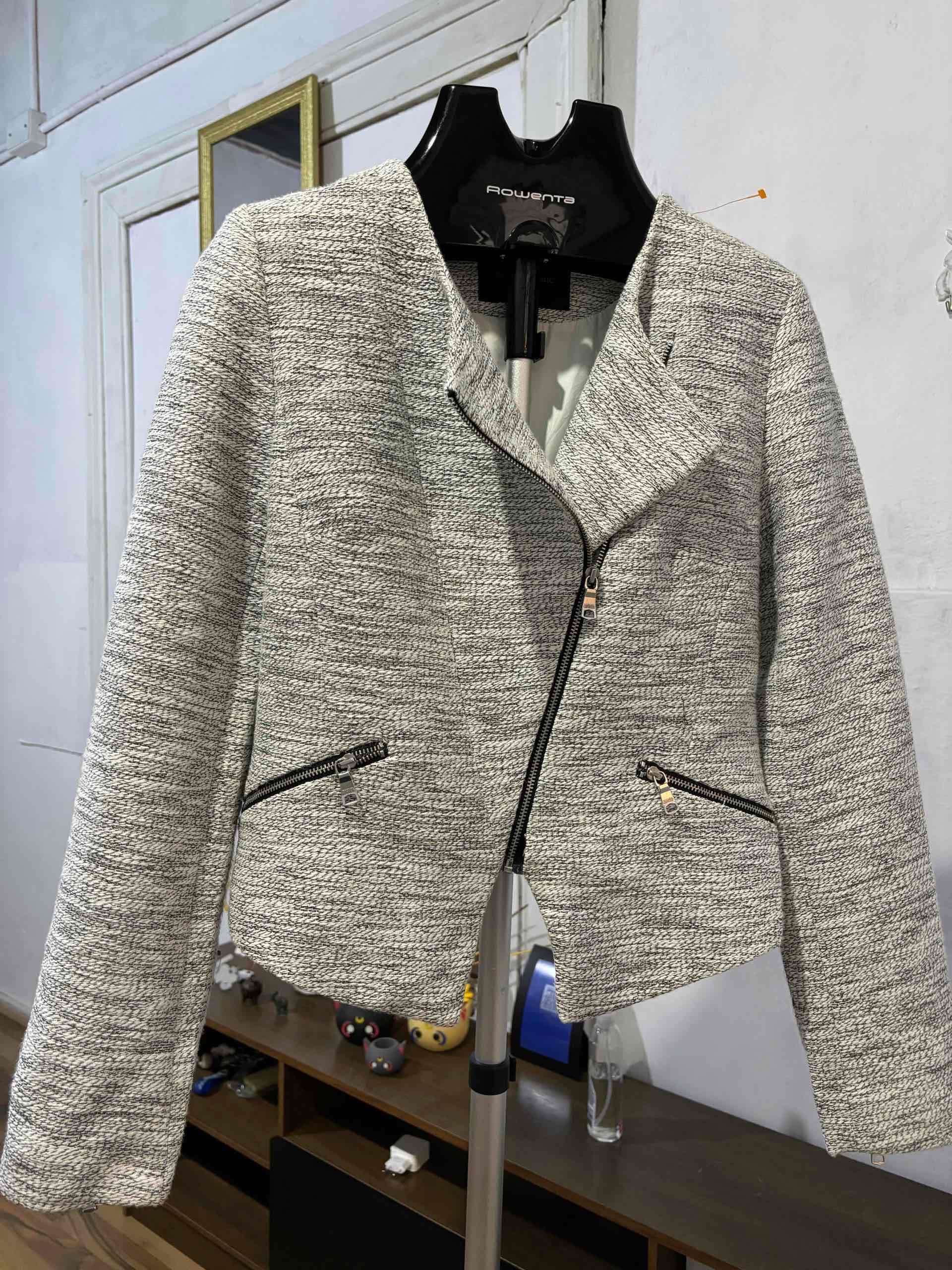 Chaqueta gris con cierre - miniatura 2