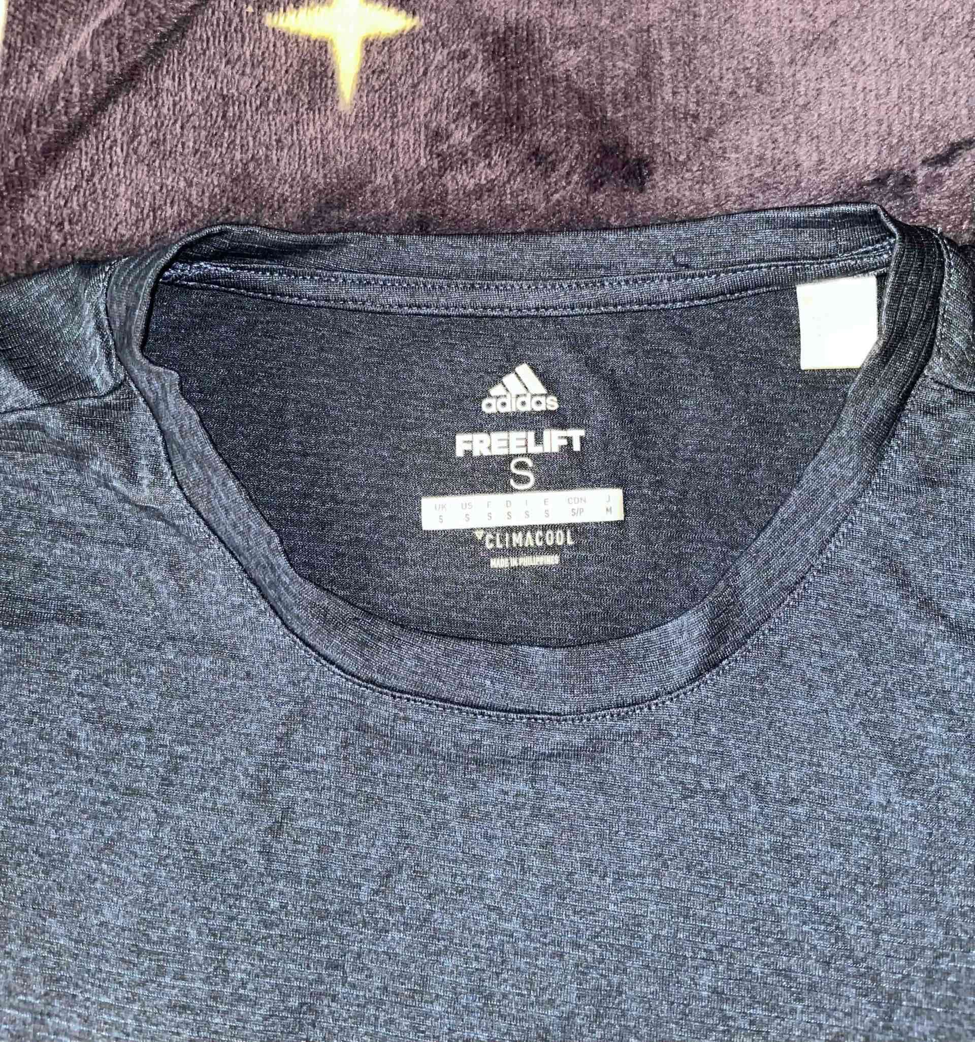 Polera deportiva azul marino Adidas - miniatura 3