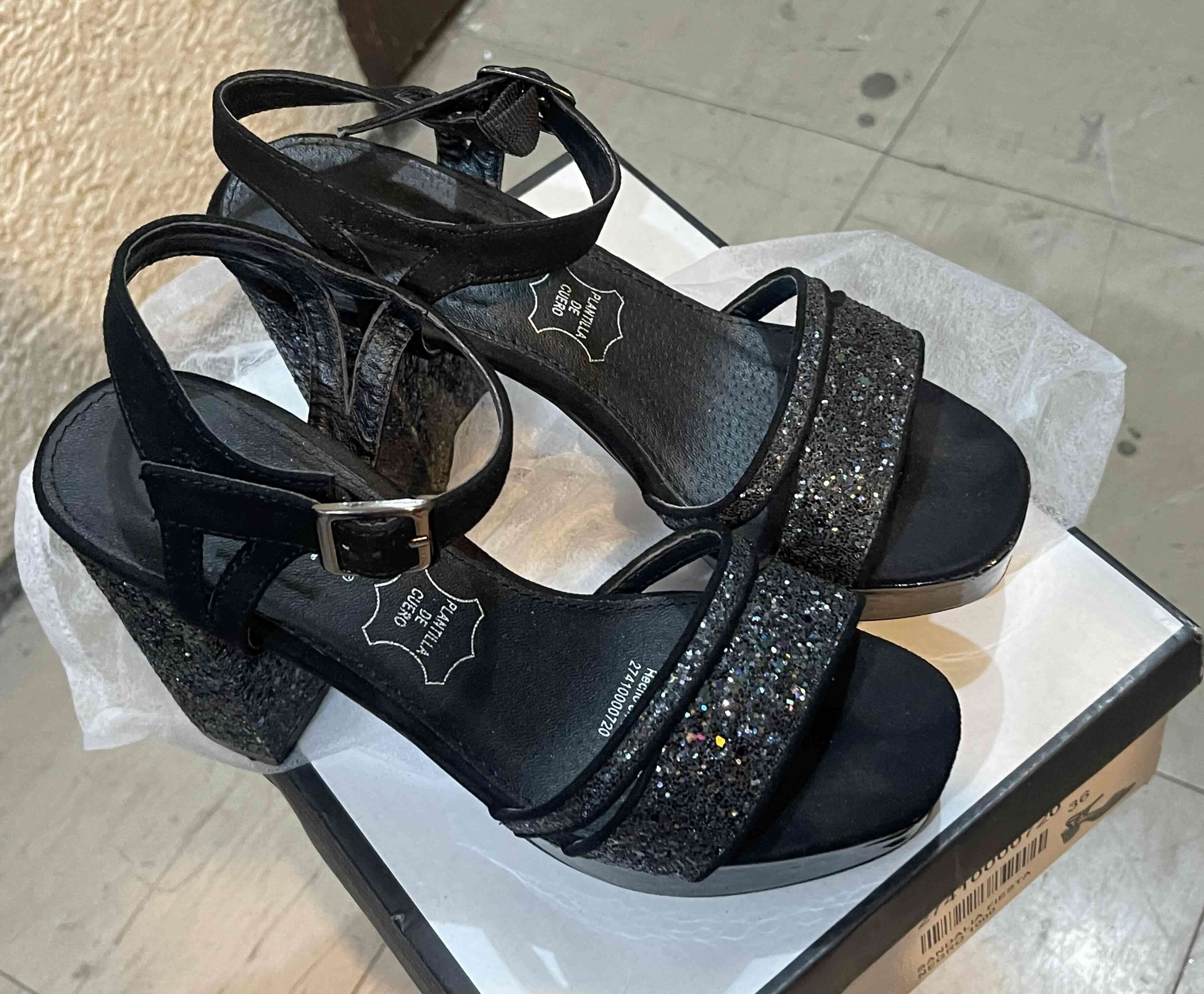 Tacones negros con brillo Detogni - 2