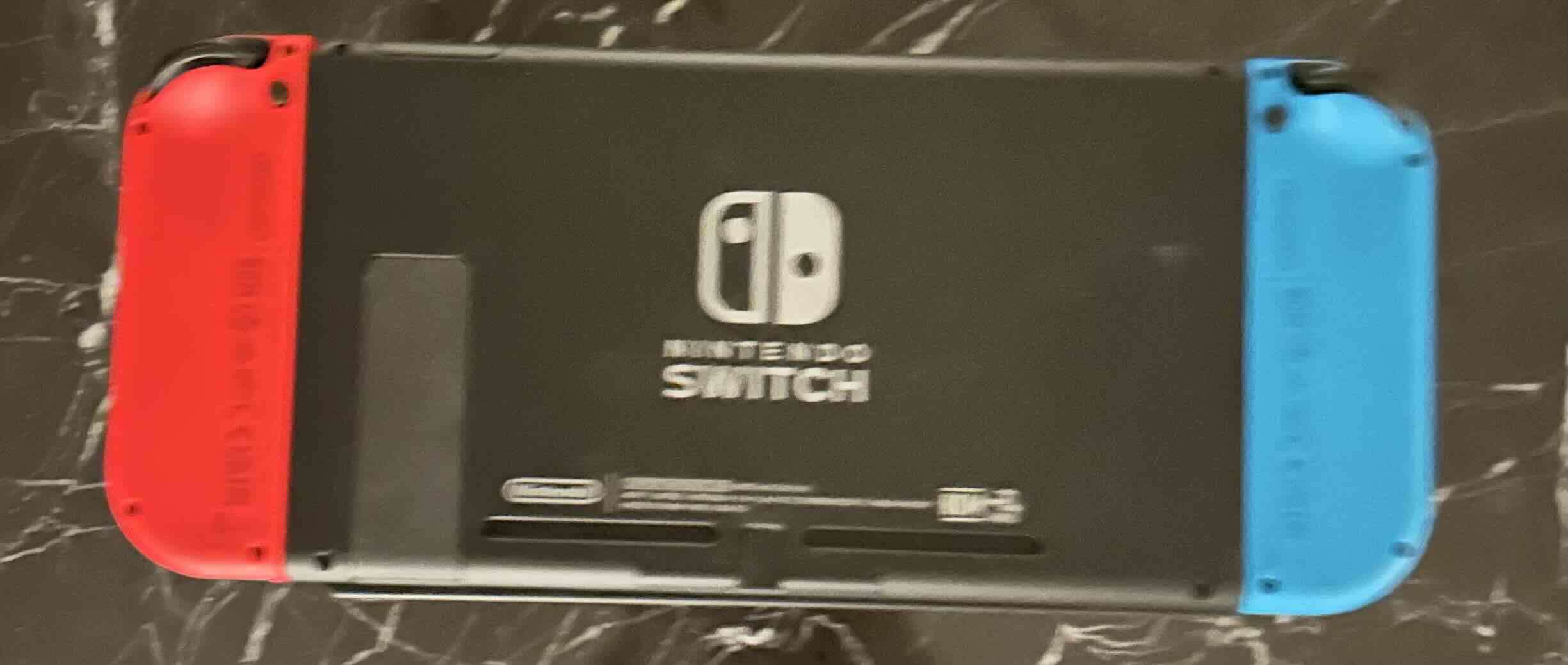 Nintendo Switch con Joy-Con - miniatura 3