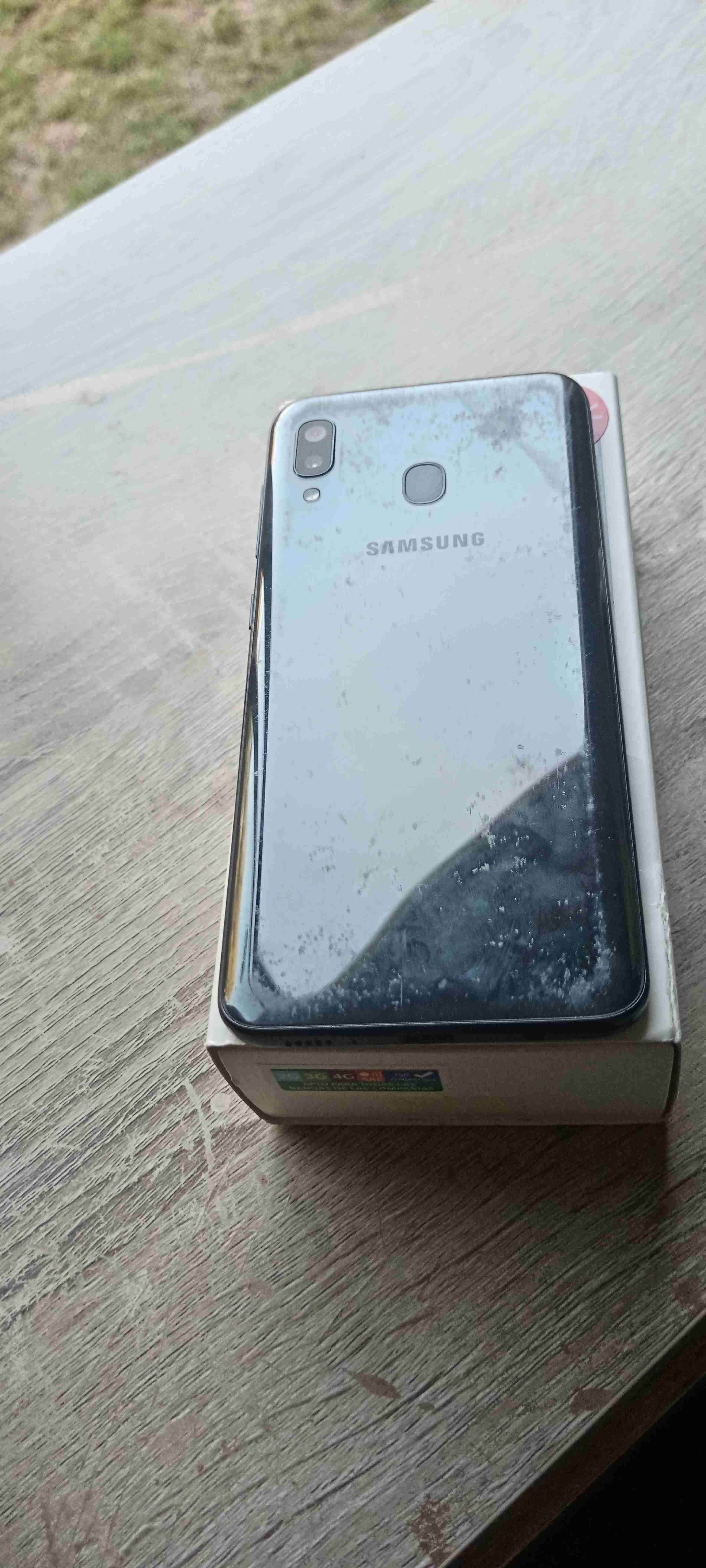 Samsung smartphone usado