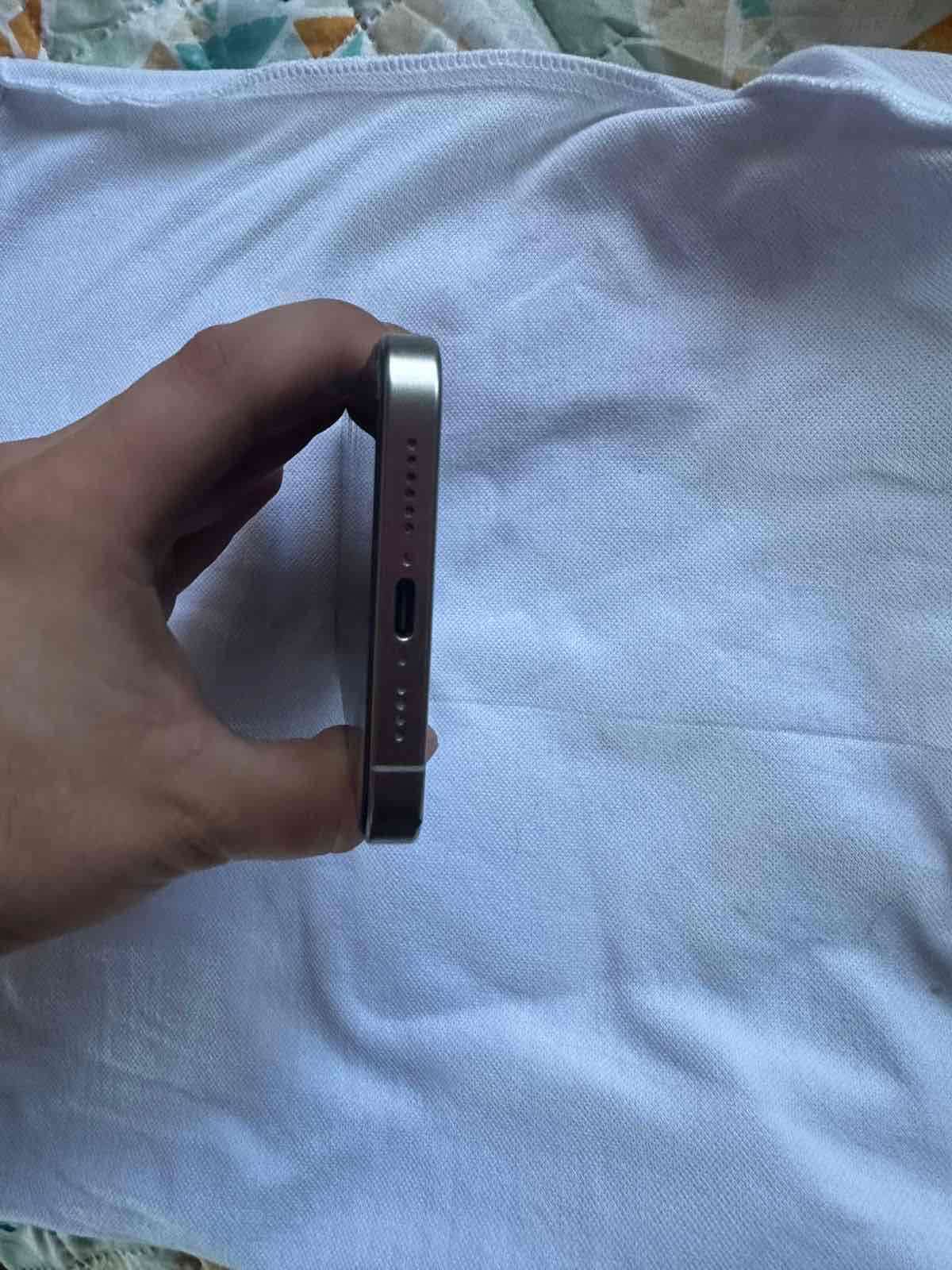 iPhone 15 pro Max 256gb - miniatura 4