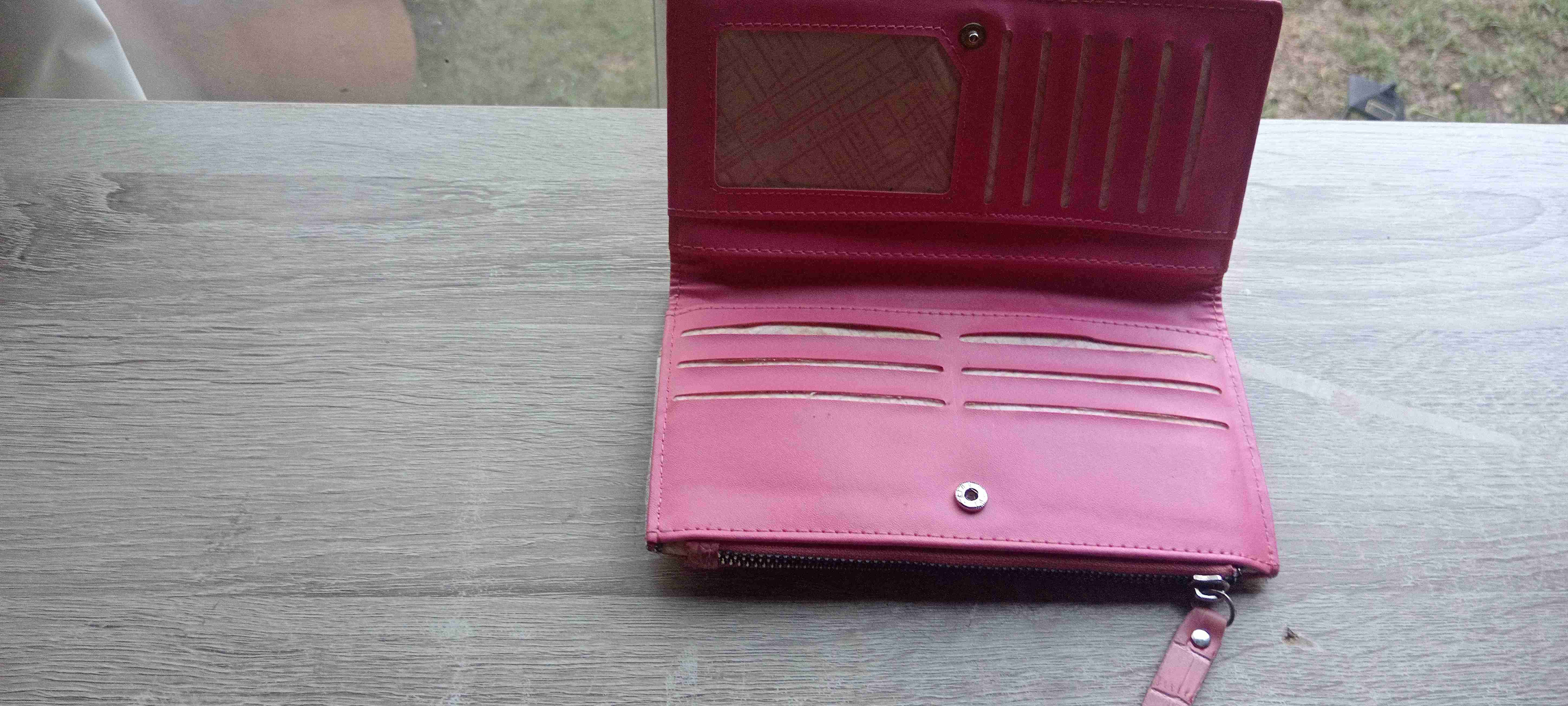 Billetera rosa texturizada - miniatura 2