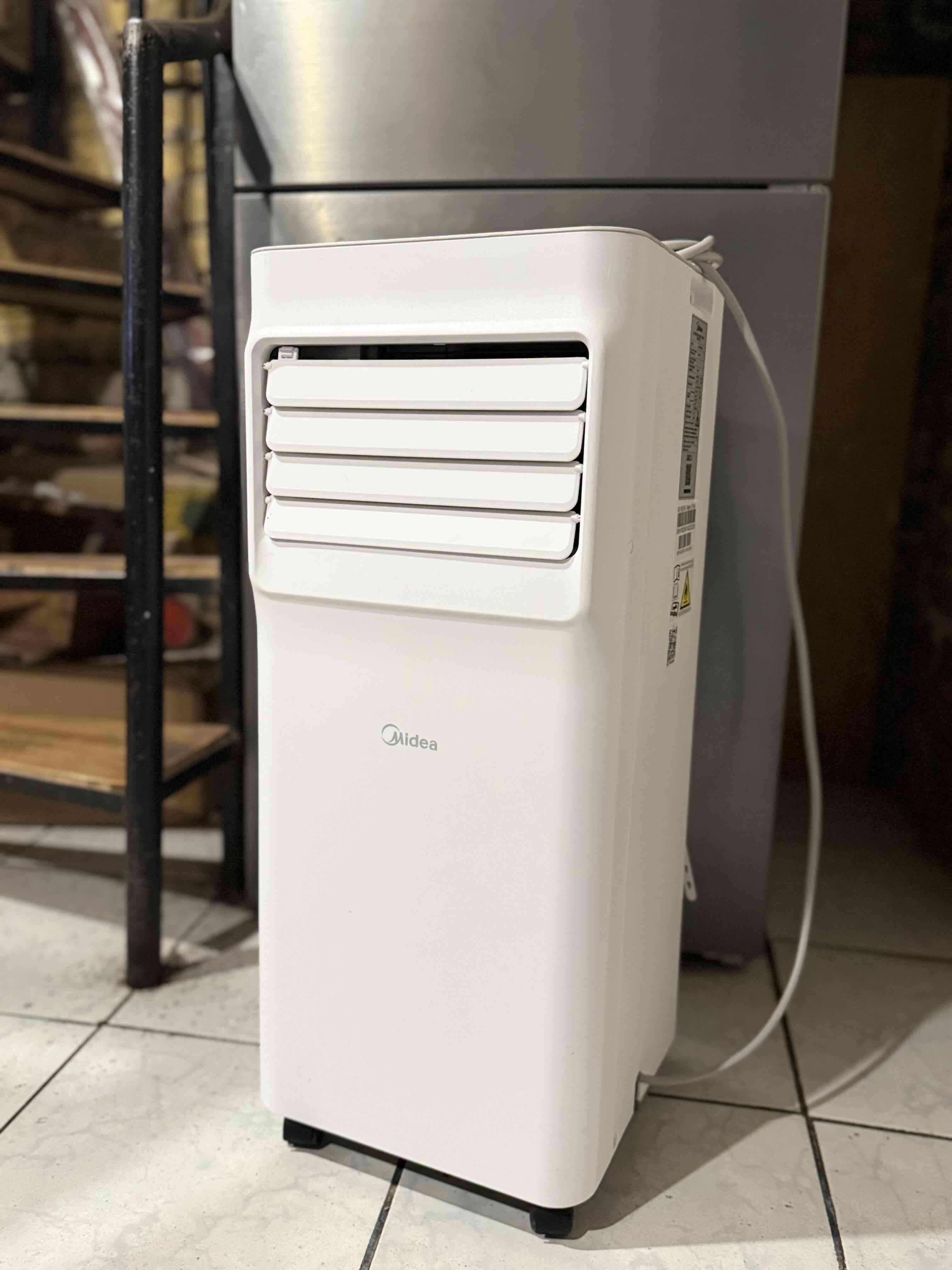 Aire acondicionado portátil Midea - 1