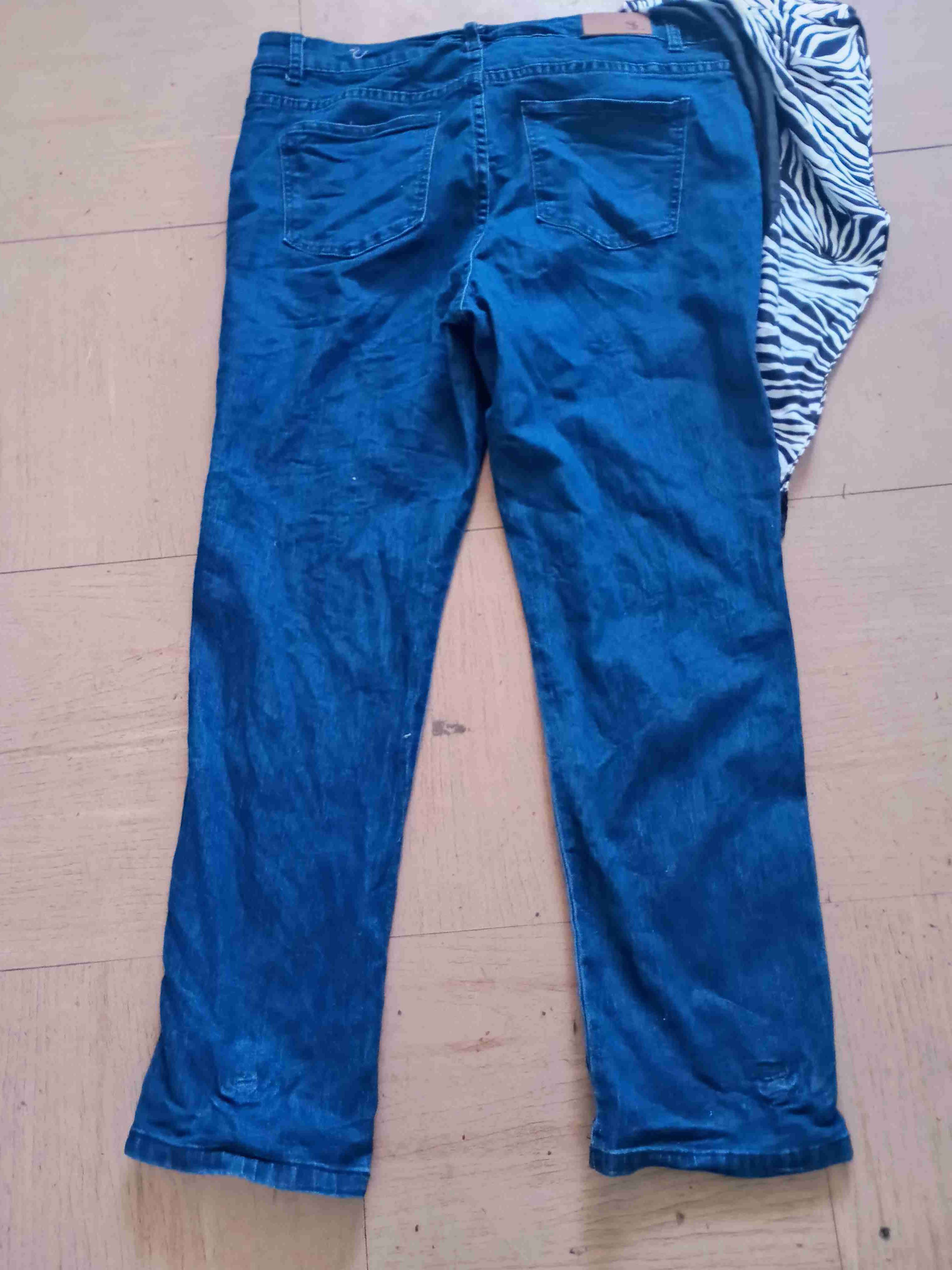 Jeans azul con pañuelo cebra - miniatura 2