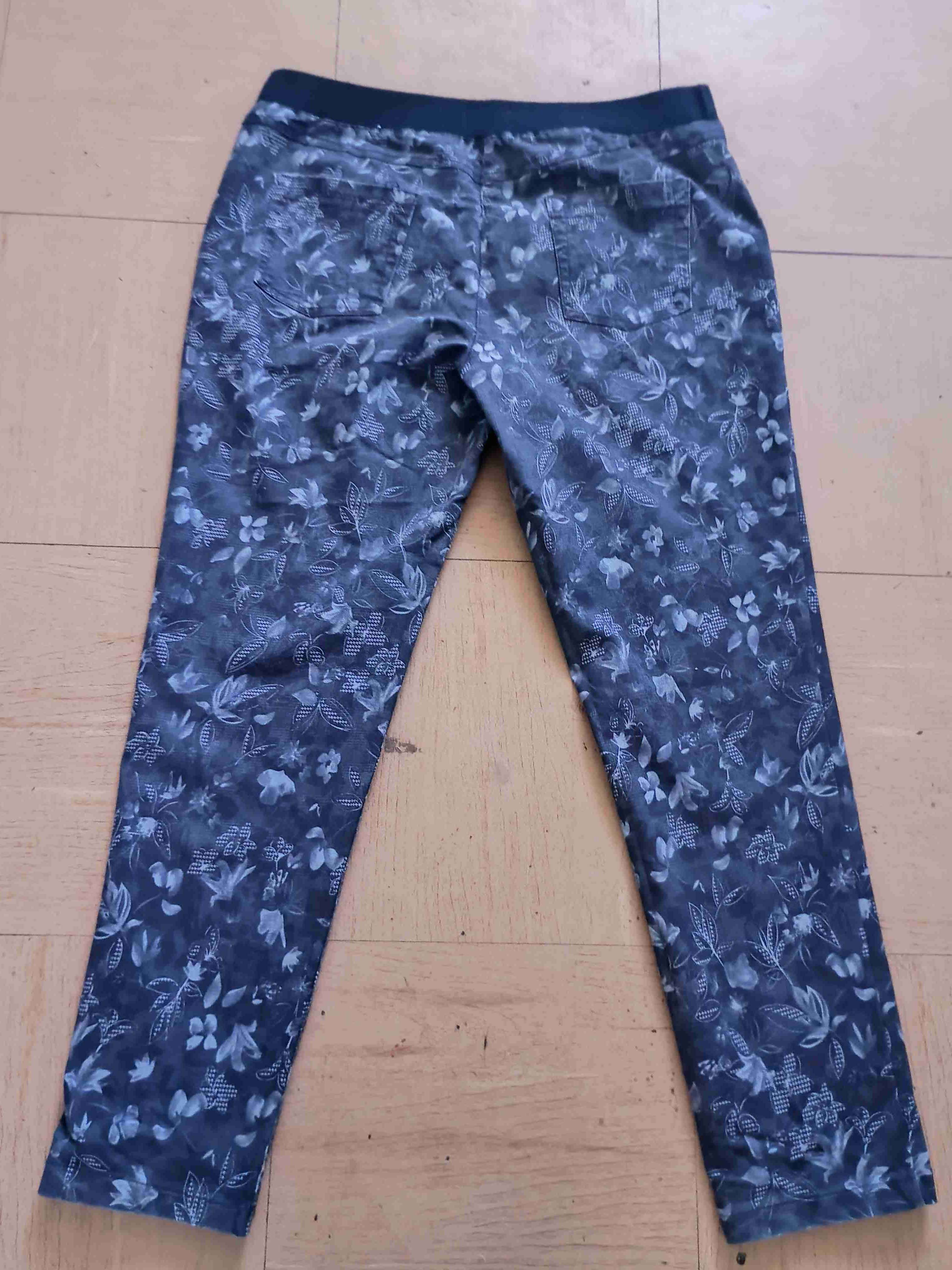 Jeans elasticado estampado floral azul - miniatura 2