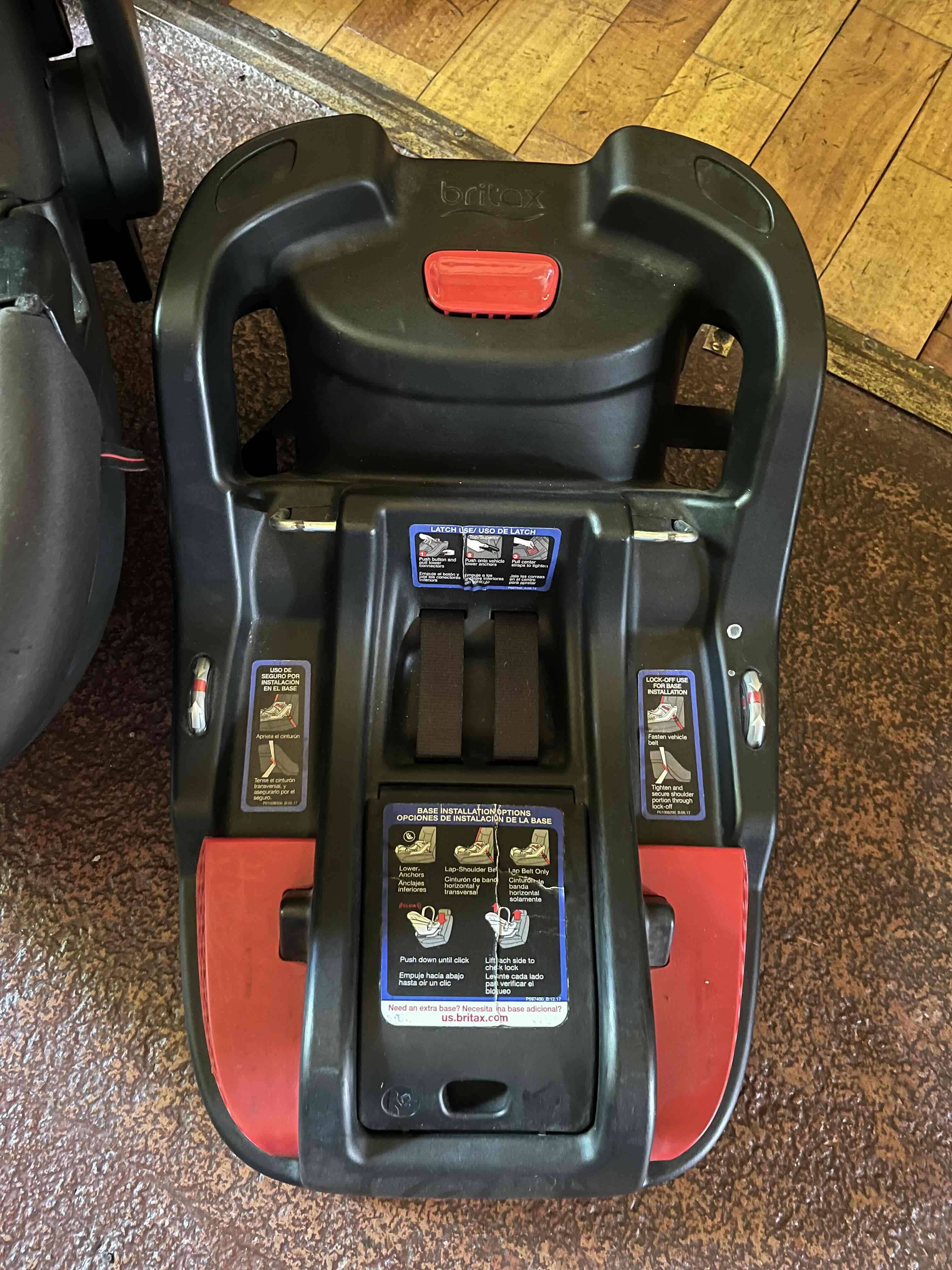Silla de auto Britax con bases - miniatura 2