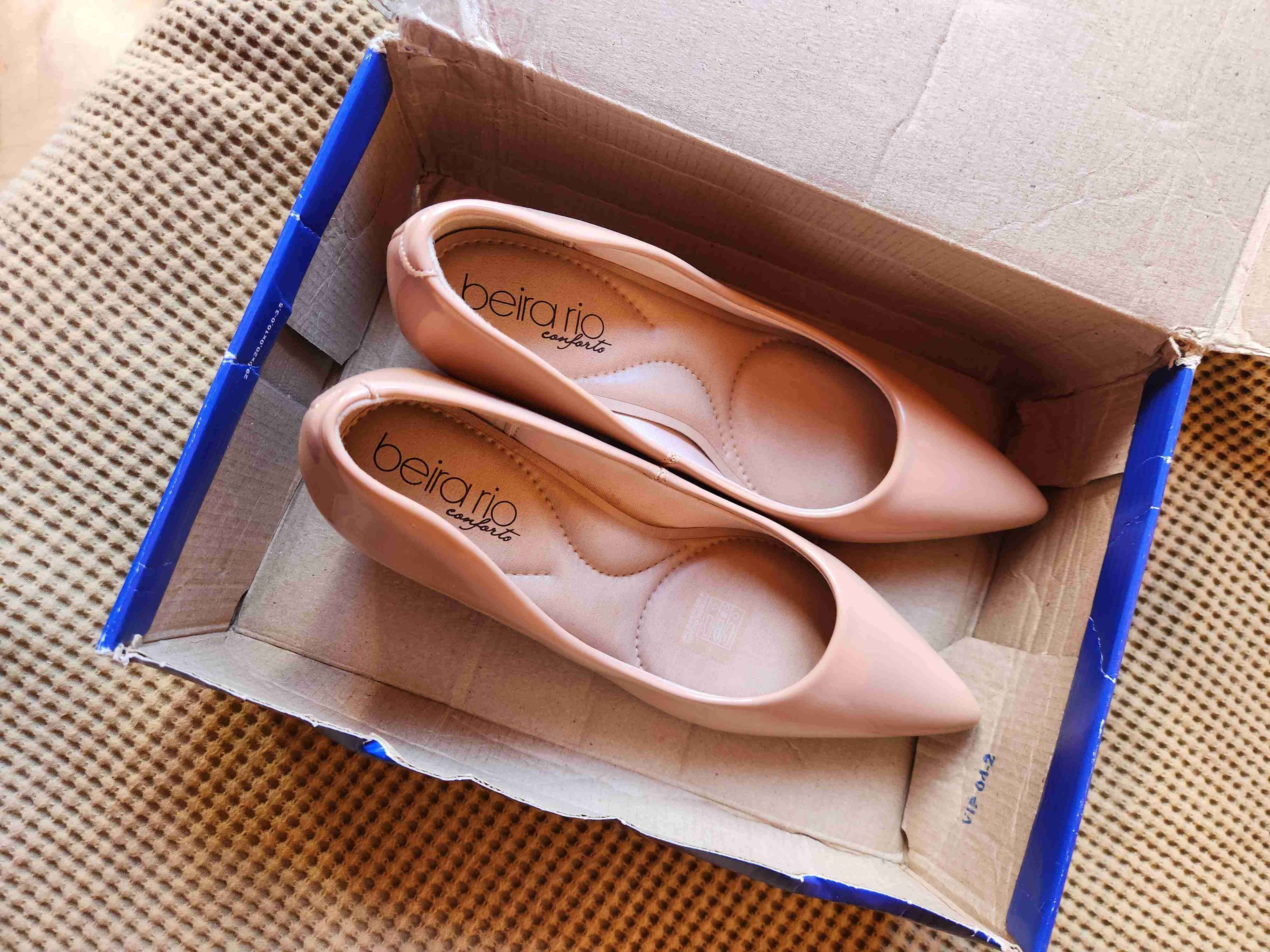 Zapatos de tacón beige - miniatura 2