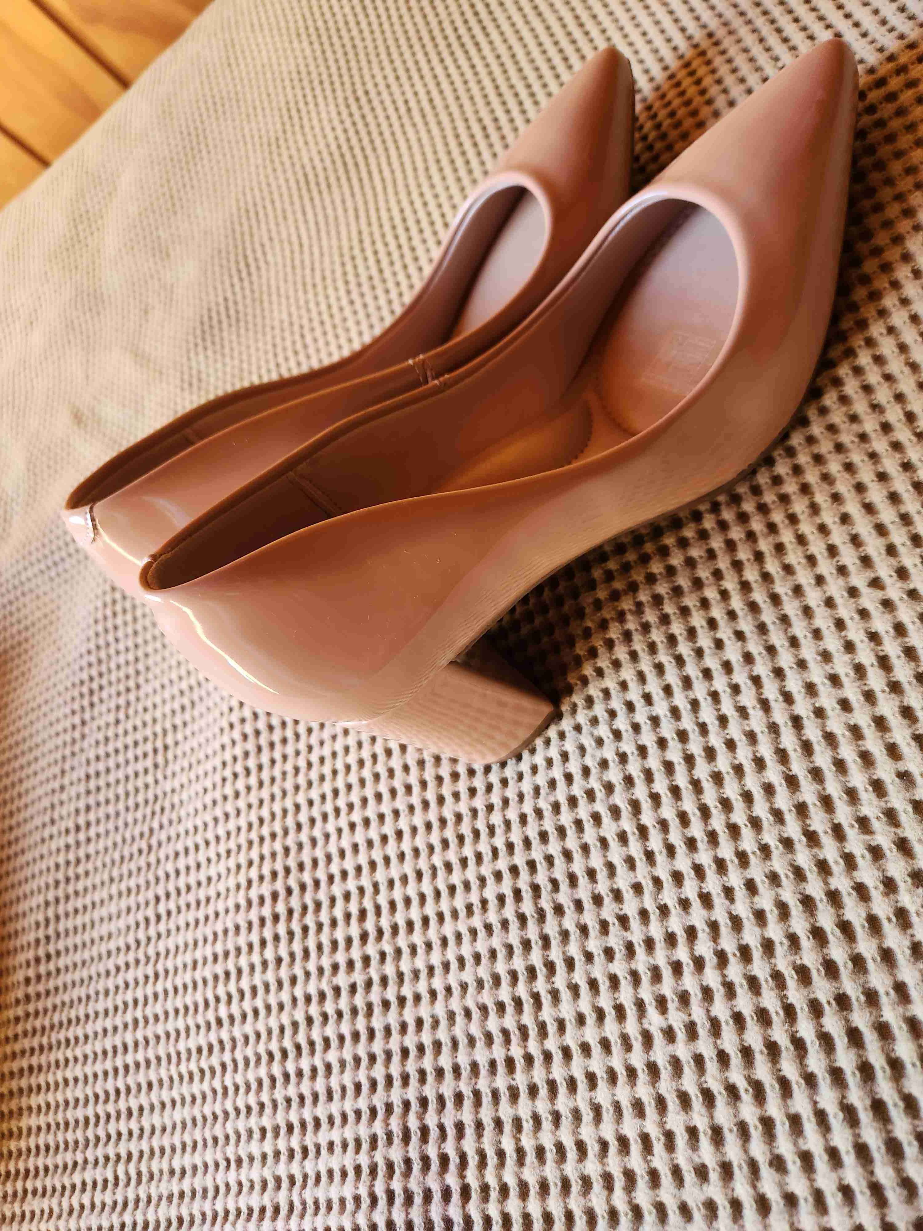 Zapatos de tacón beige - miniatura 3