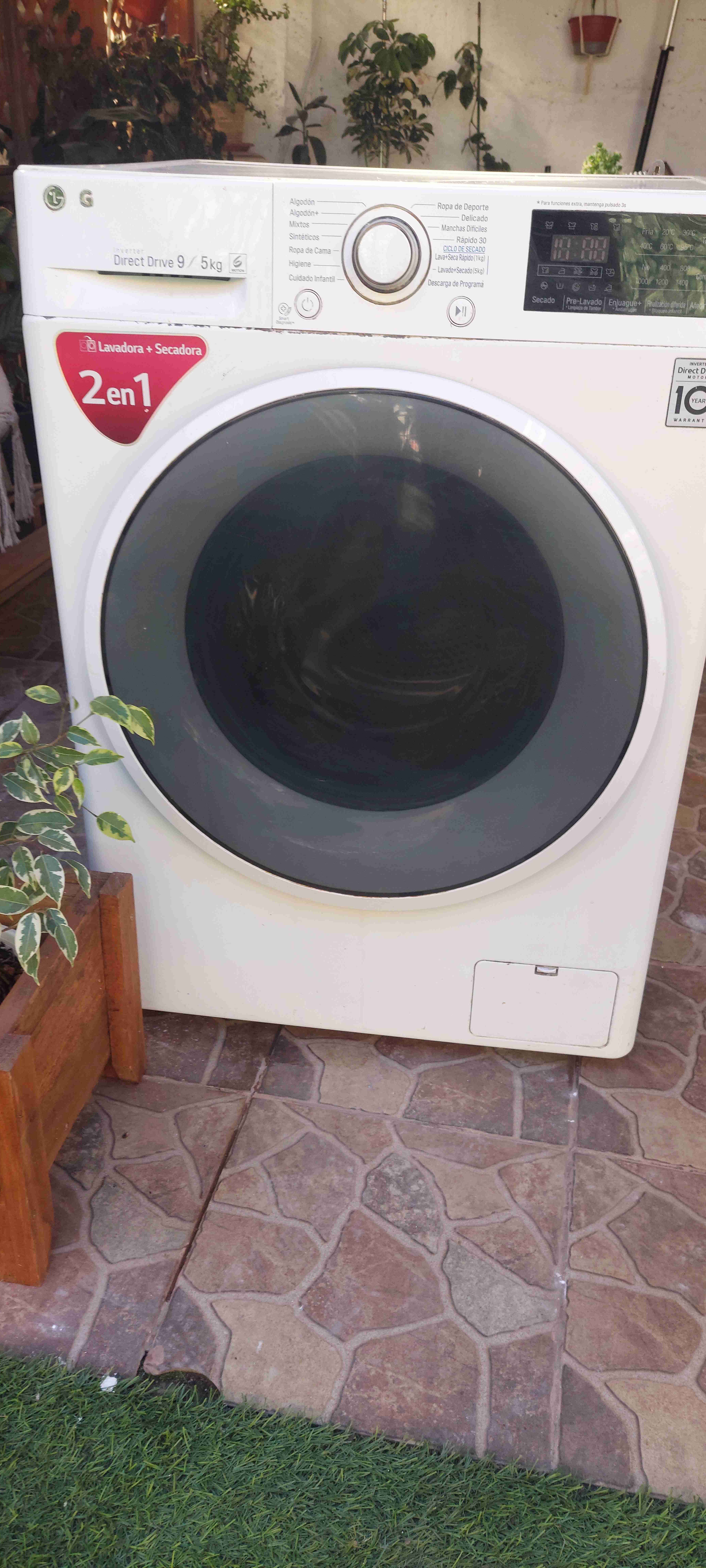 Lavadora secadora LG 2 en 1