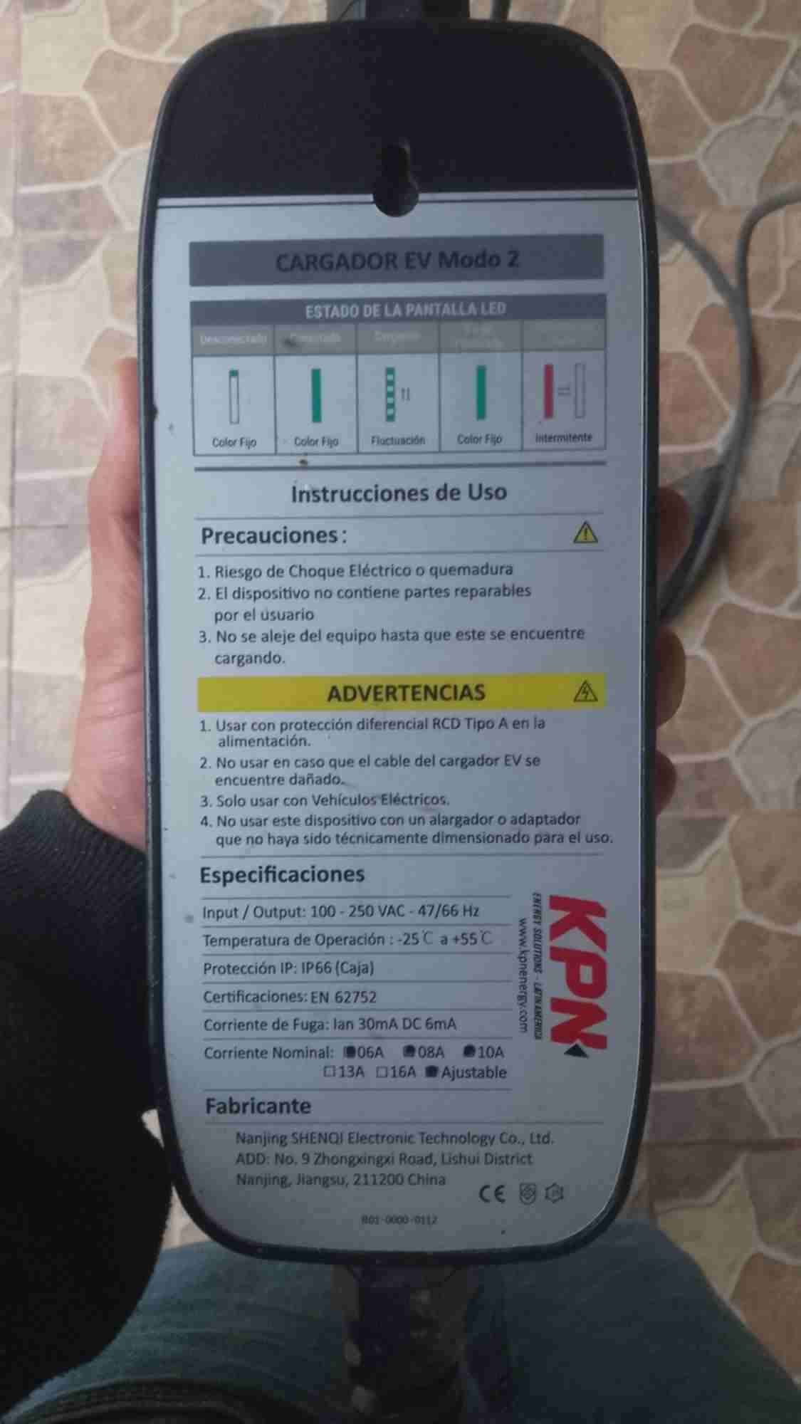 Cargador de auto eléctrico portátil - miniatura 2