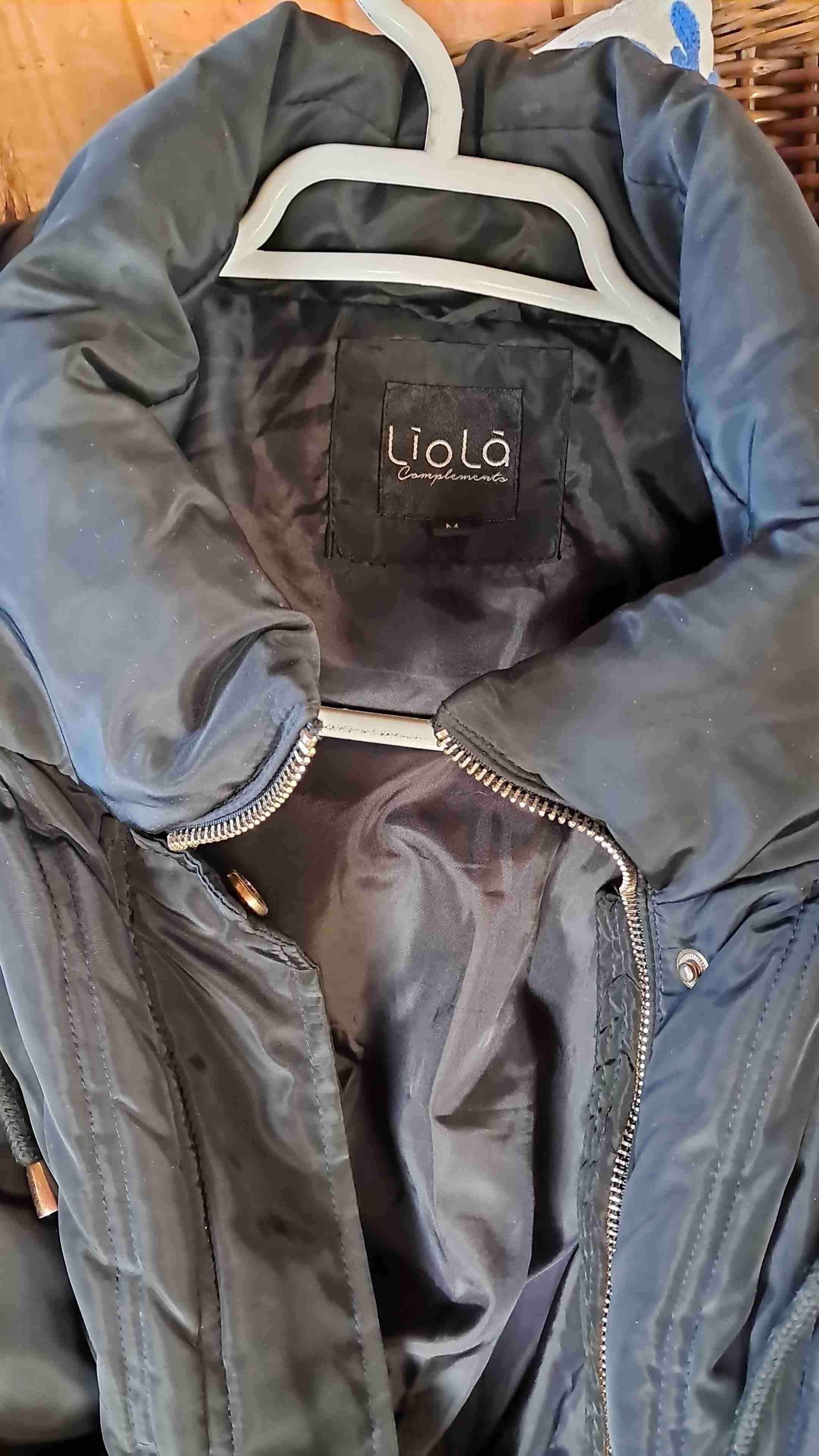 Abrigo negro con capucha marca Liola - miniatura 2